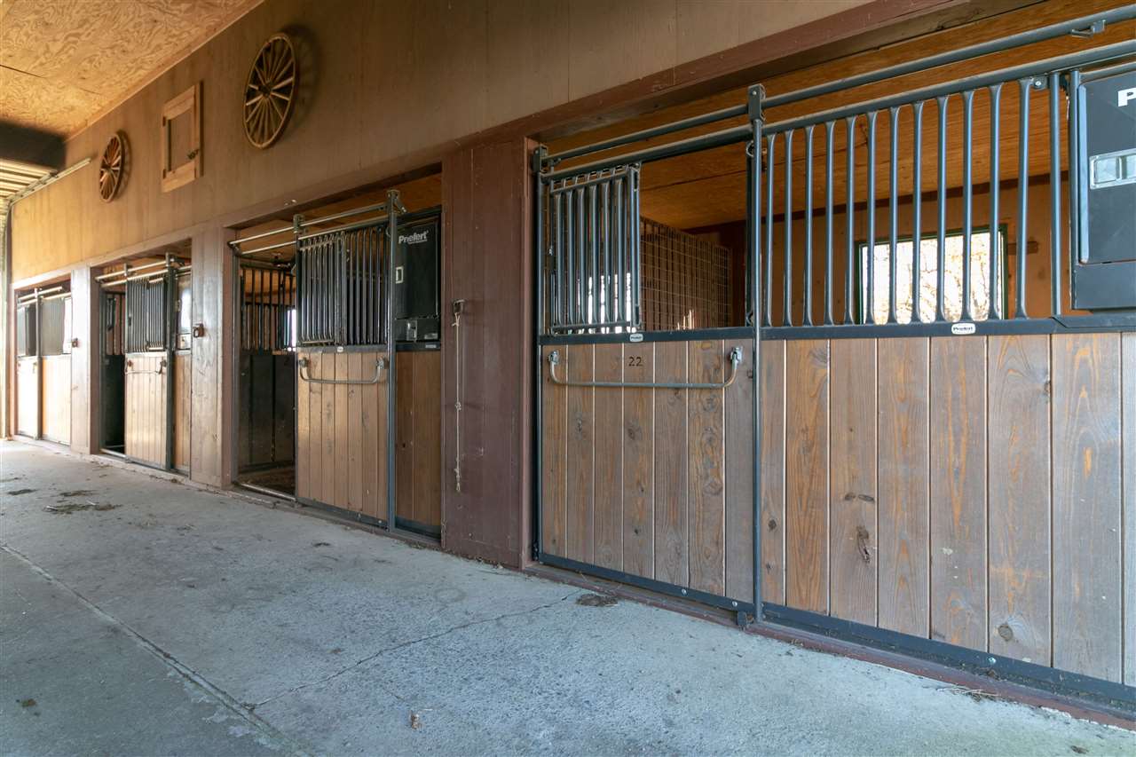 MEADOW BROOK ACRES - Residential