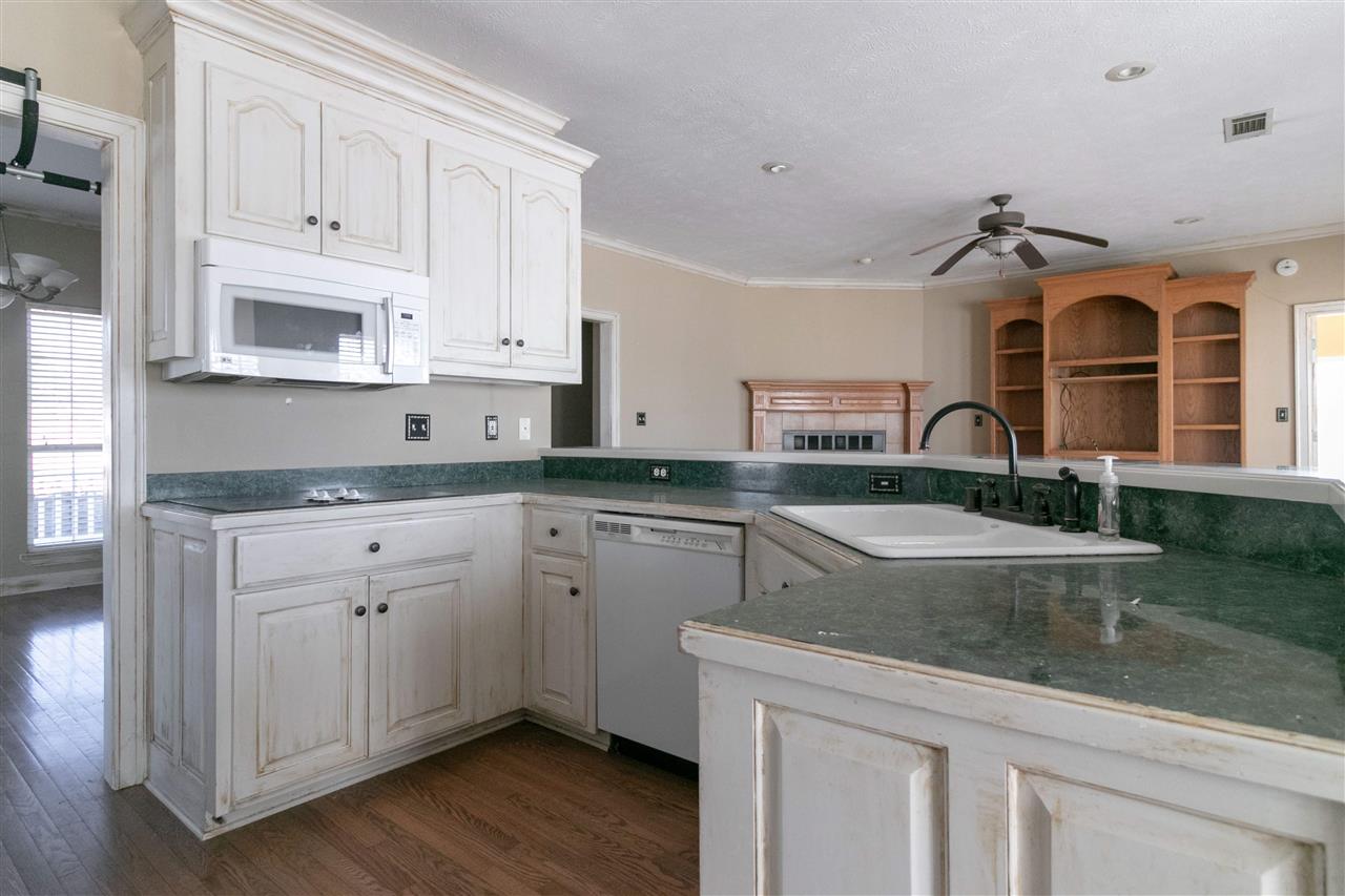 MEADOW BROOK ACRES - Residential