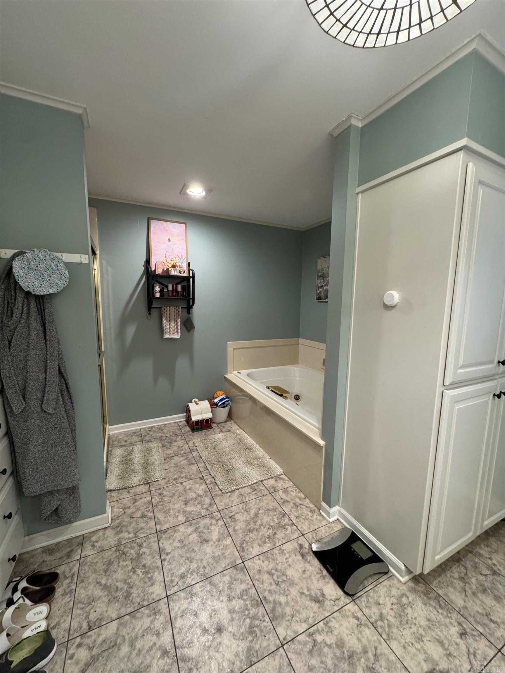 COKER HAMPTON - Residential