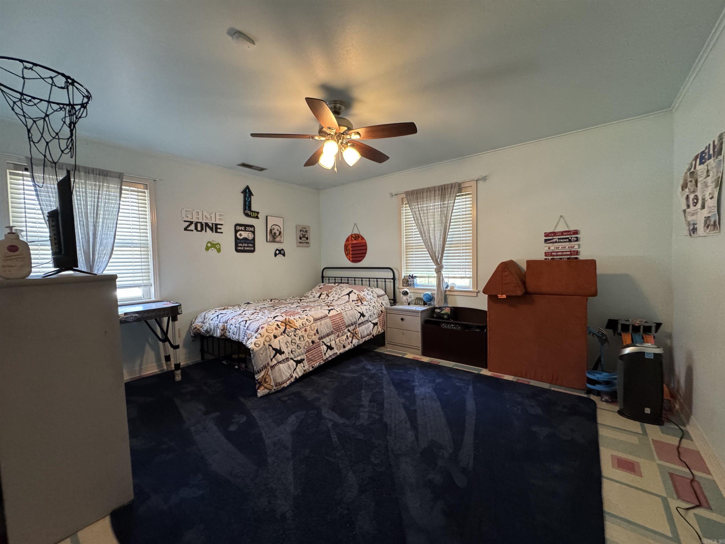 COKER HAMPTON - Residential