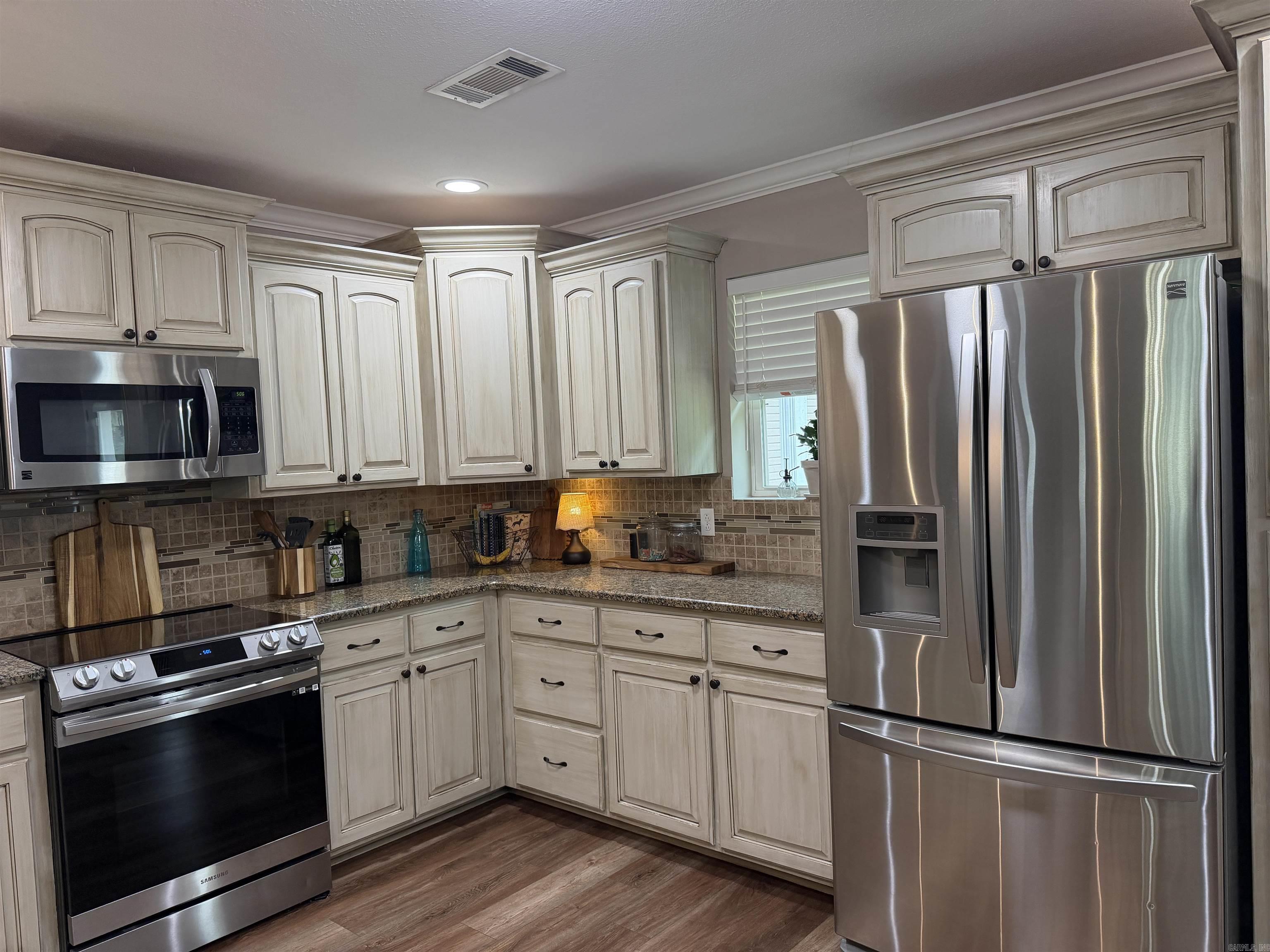 Regal Oaks Phase III - Residential