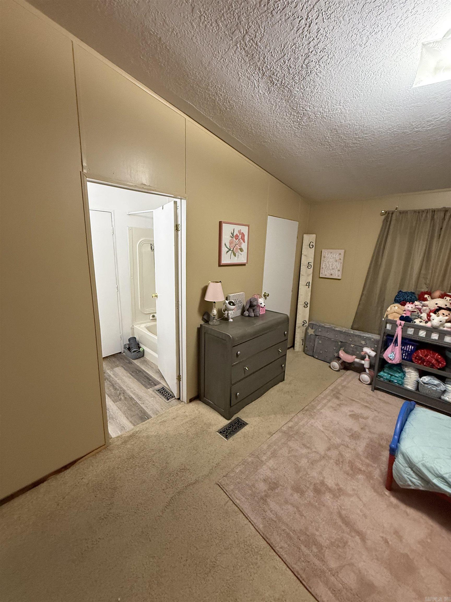GENTLE ACRES - Residential