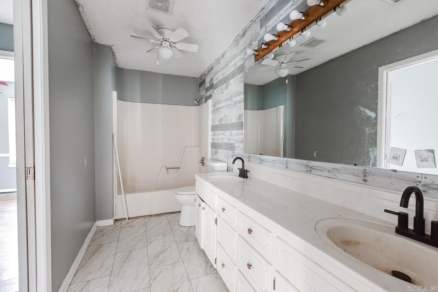 CADDO ACRES - Residential