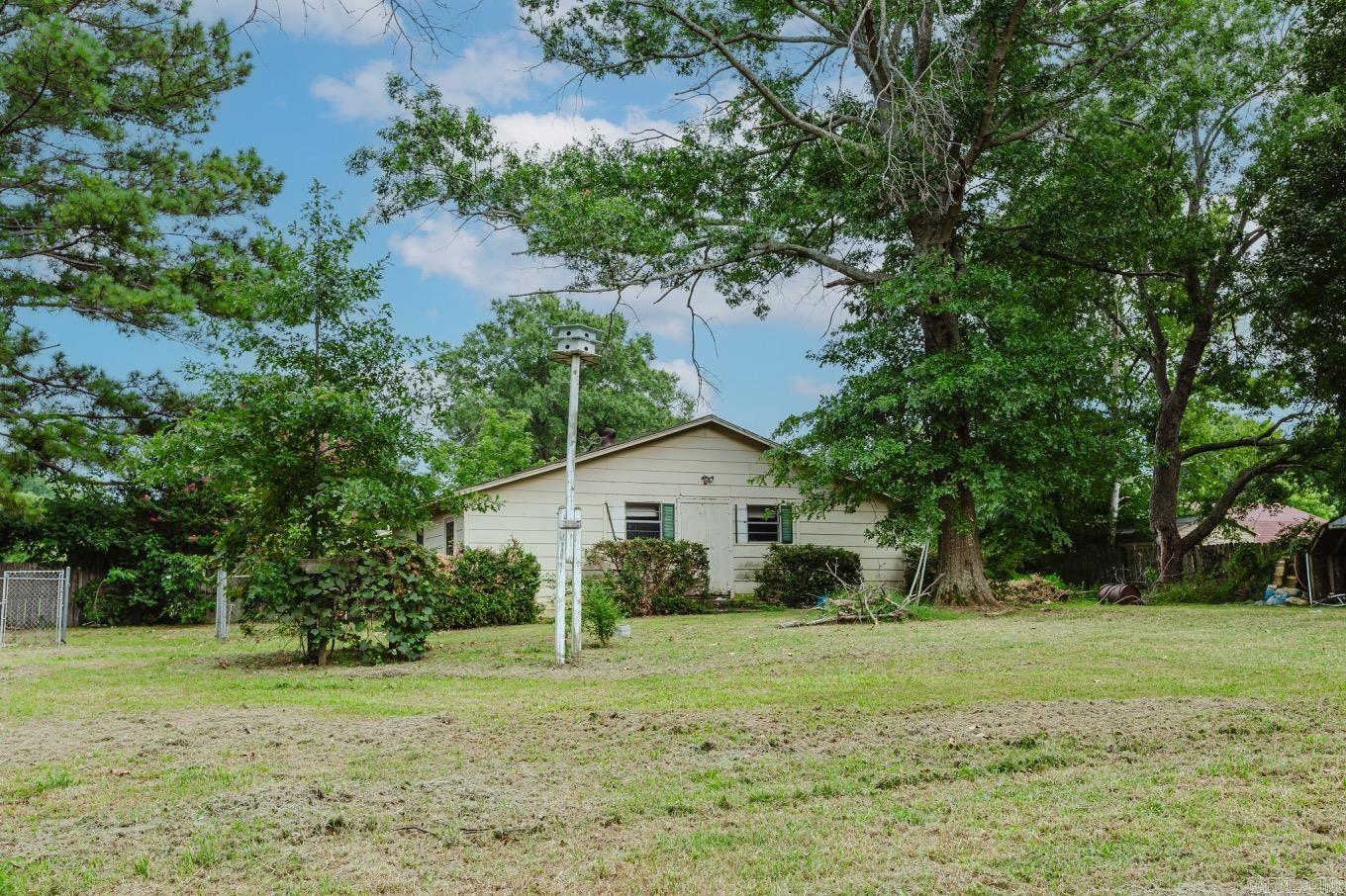 CADDO ACRES - Residential