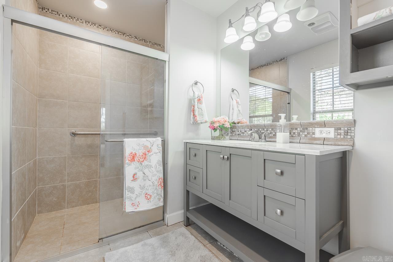 LONGLEA - Residential