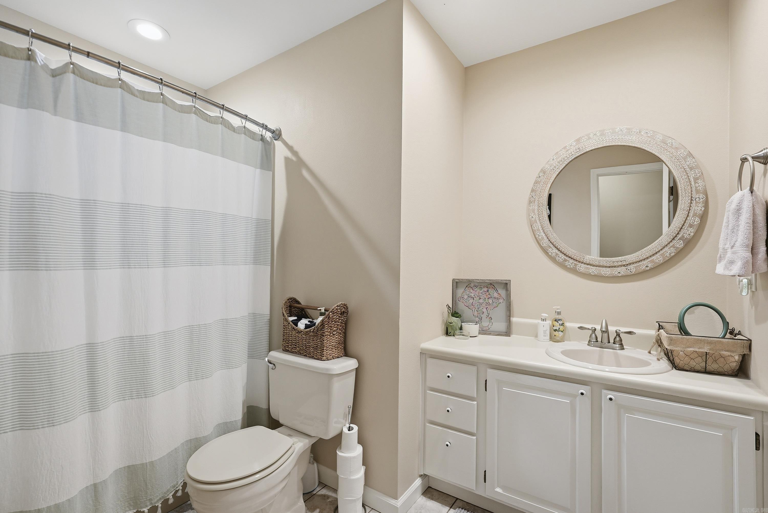 PICKWICKET CORNER - Residential