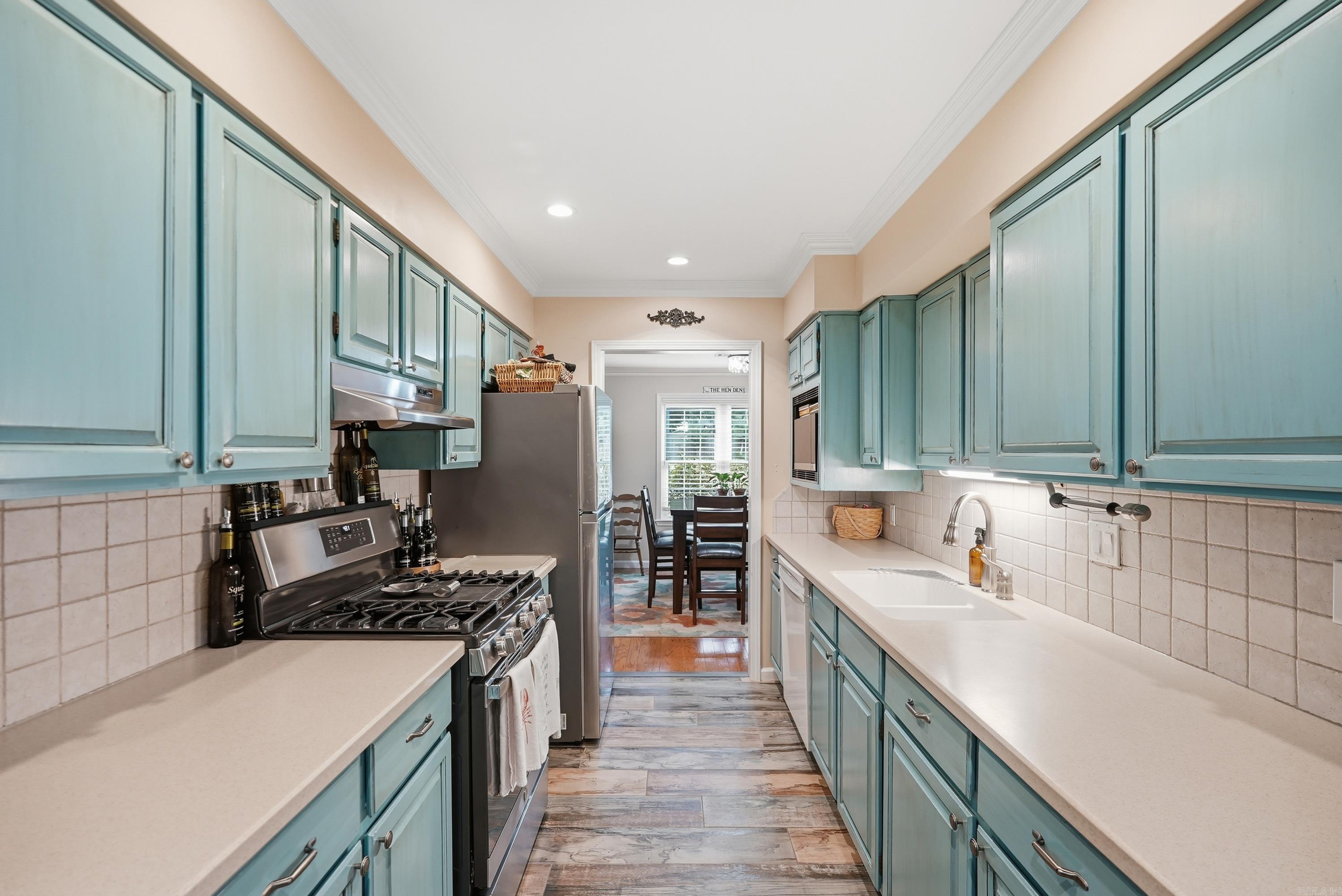 PICKWICKET CORNER - Residential