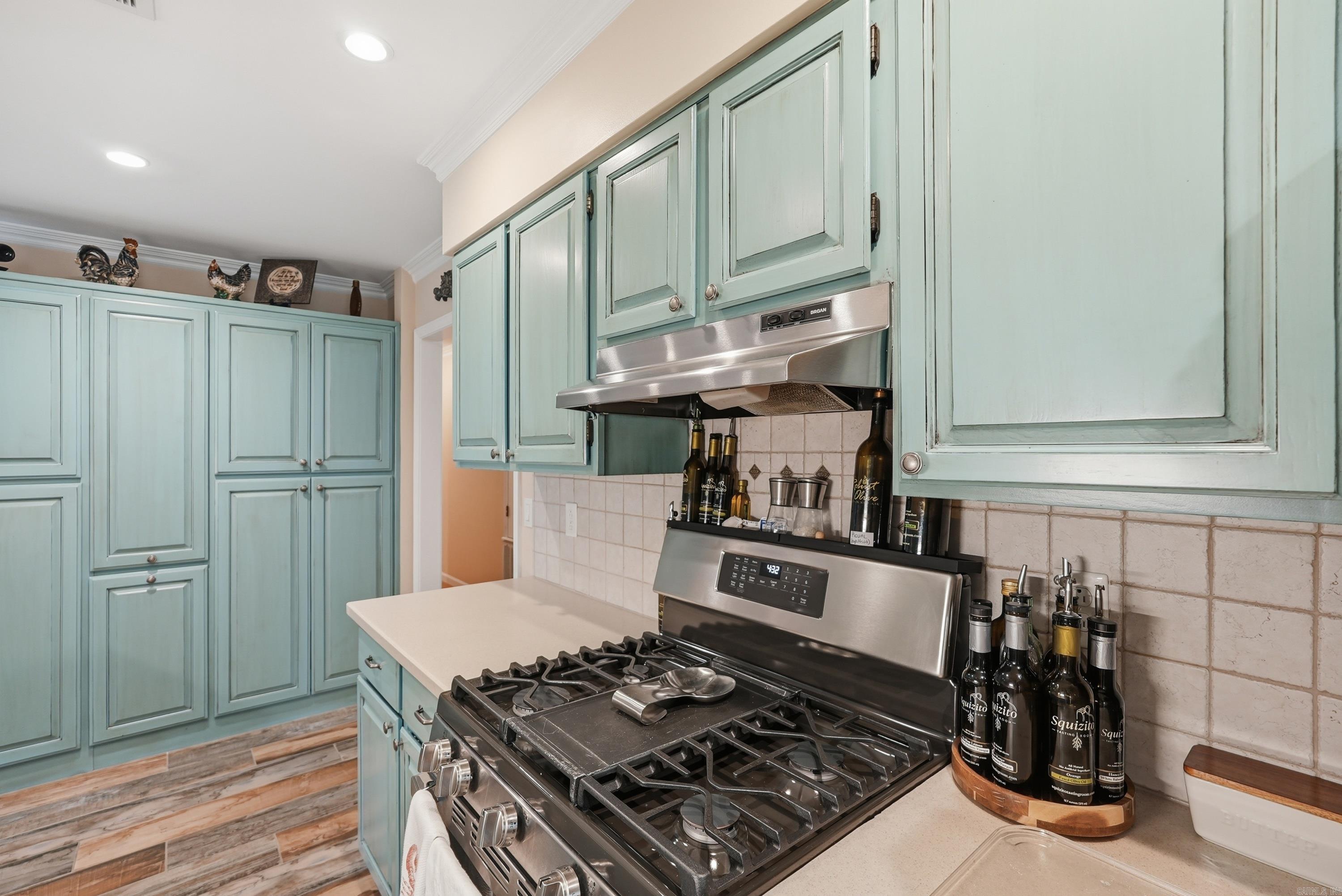 PICKWICKET CORNER - Residential