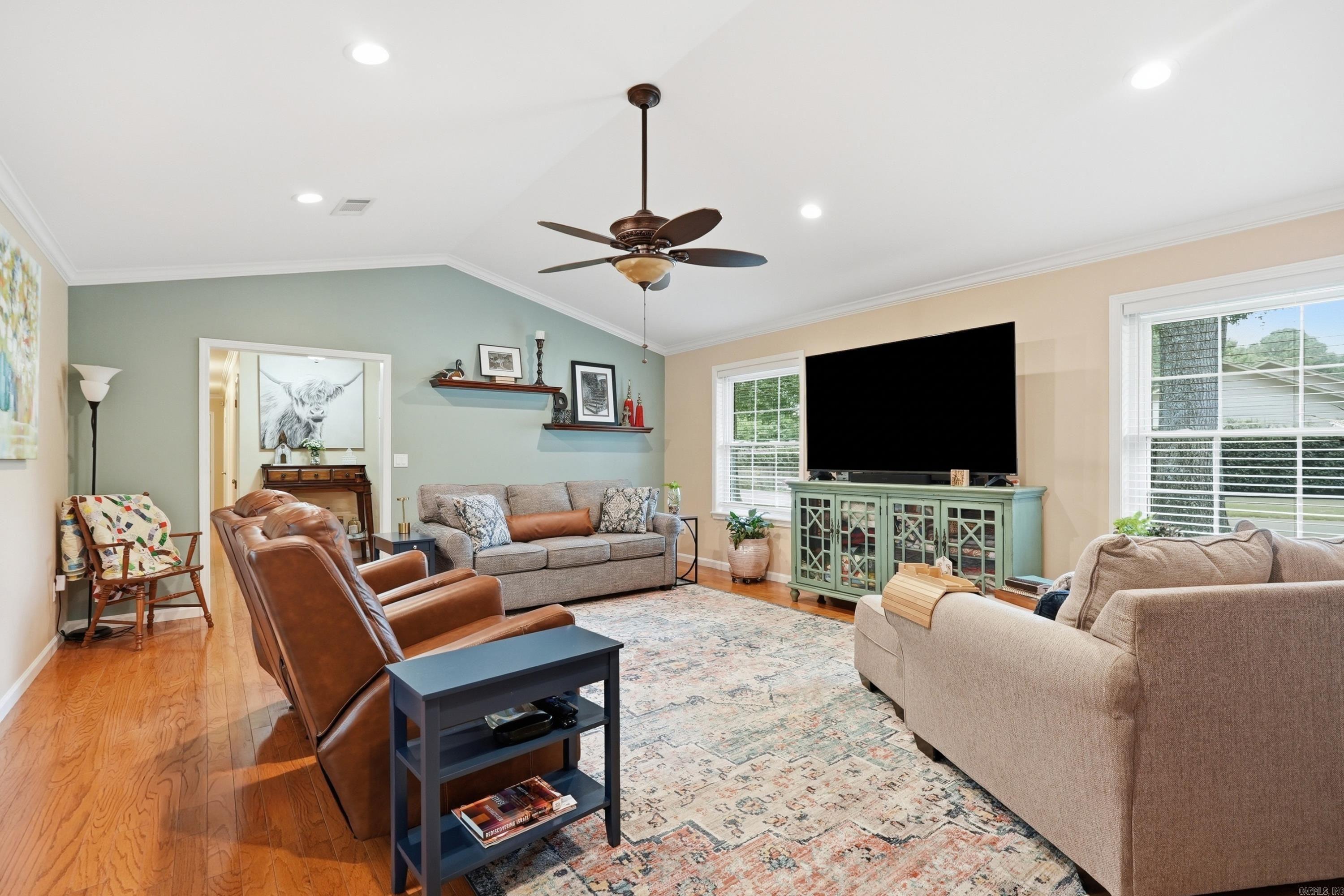 PICKWICKET CORNER - Residential