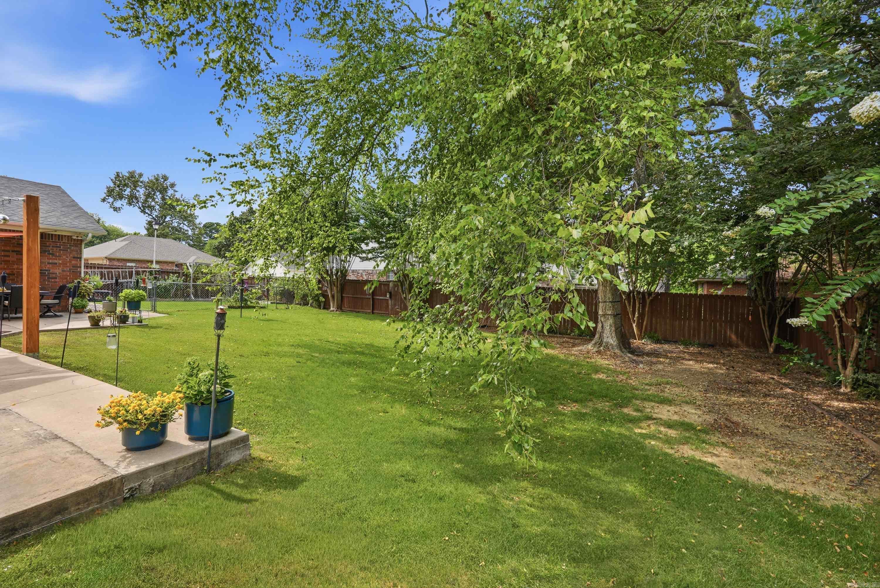 PICKWICKET CORNER - Residential