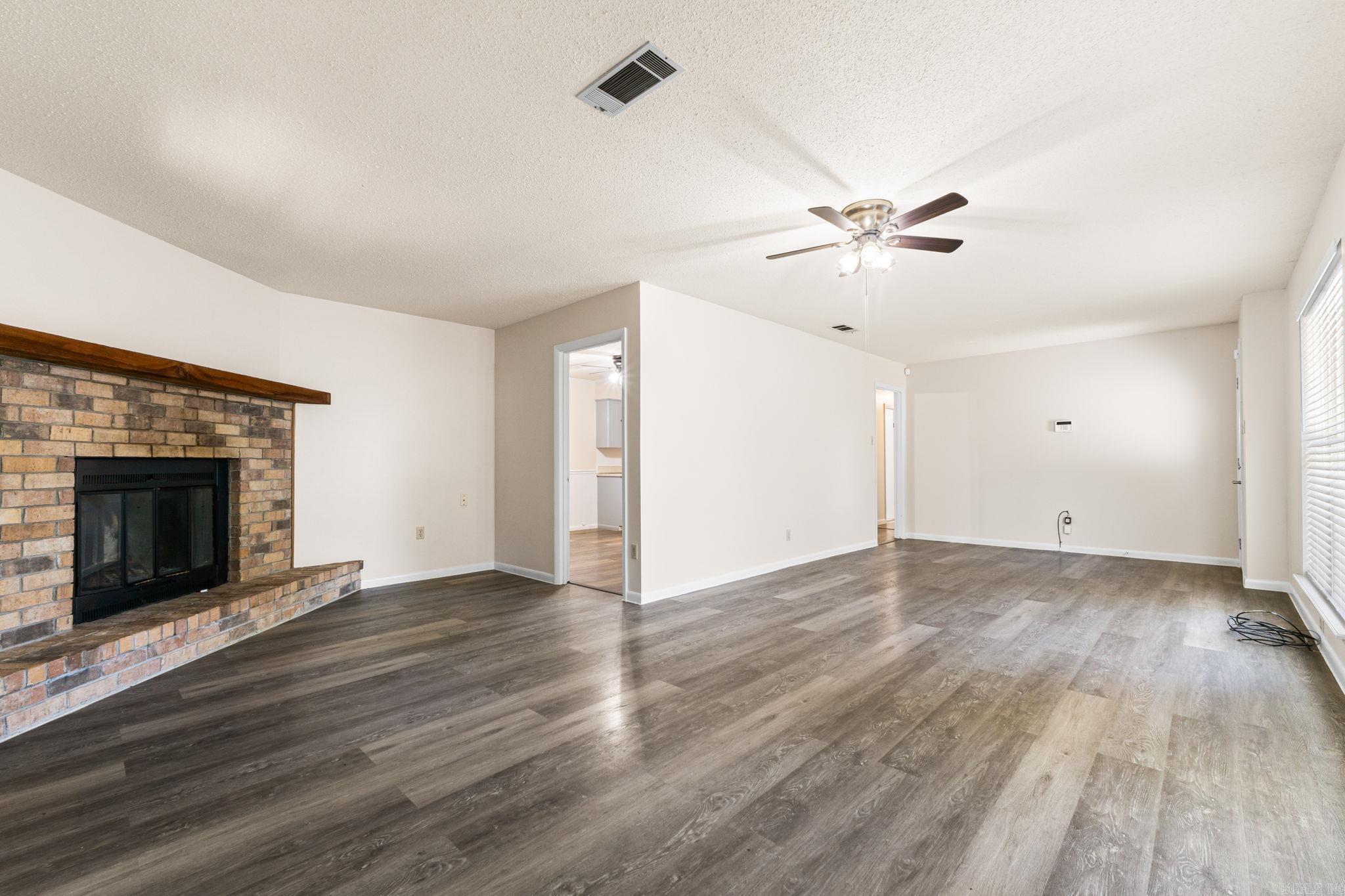 INDIAN HILLS - Residential