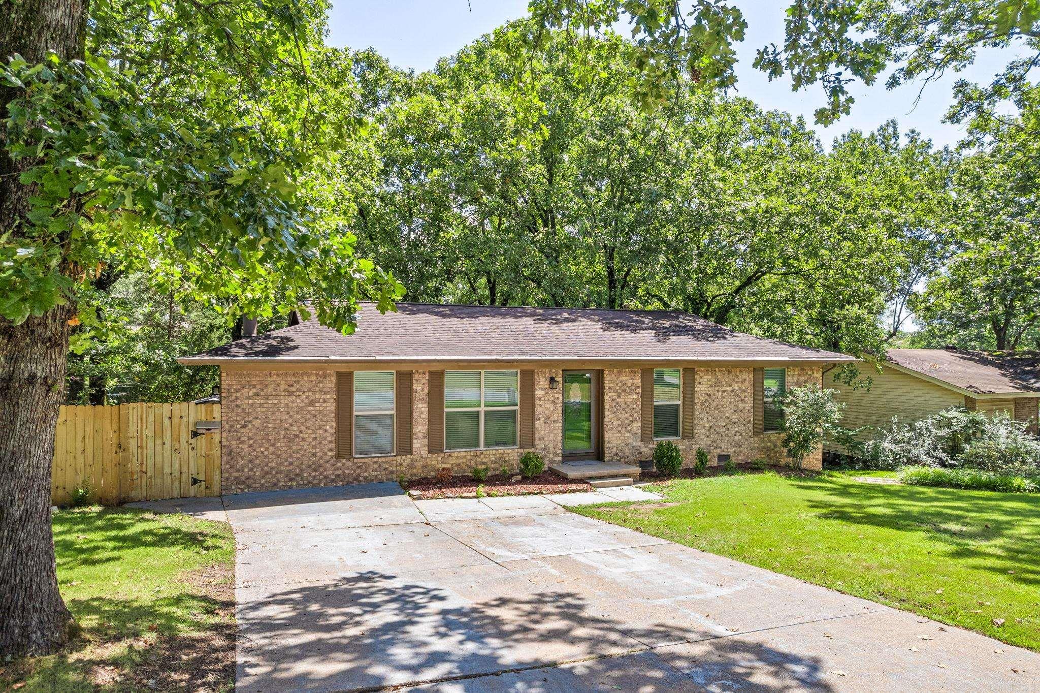 INDIAN HILLS - Residential