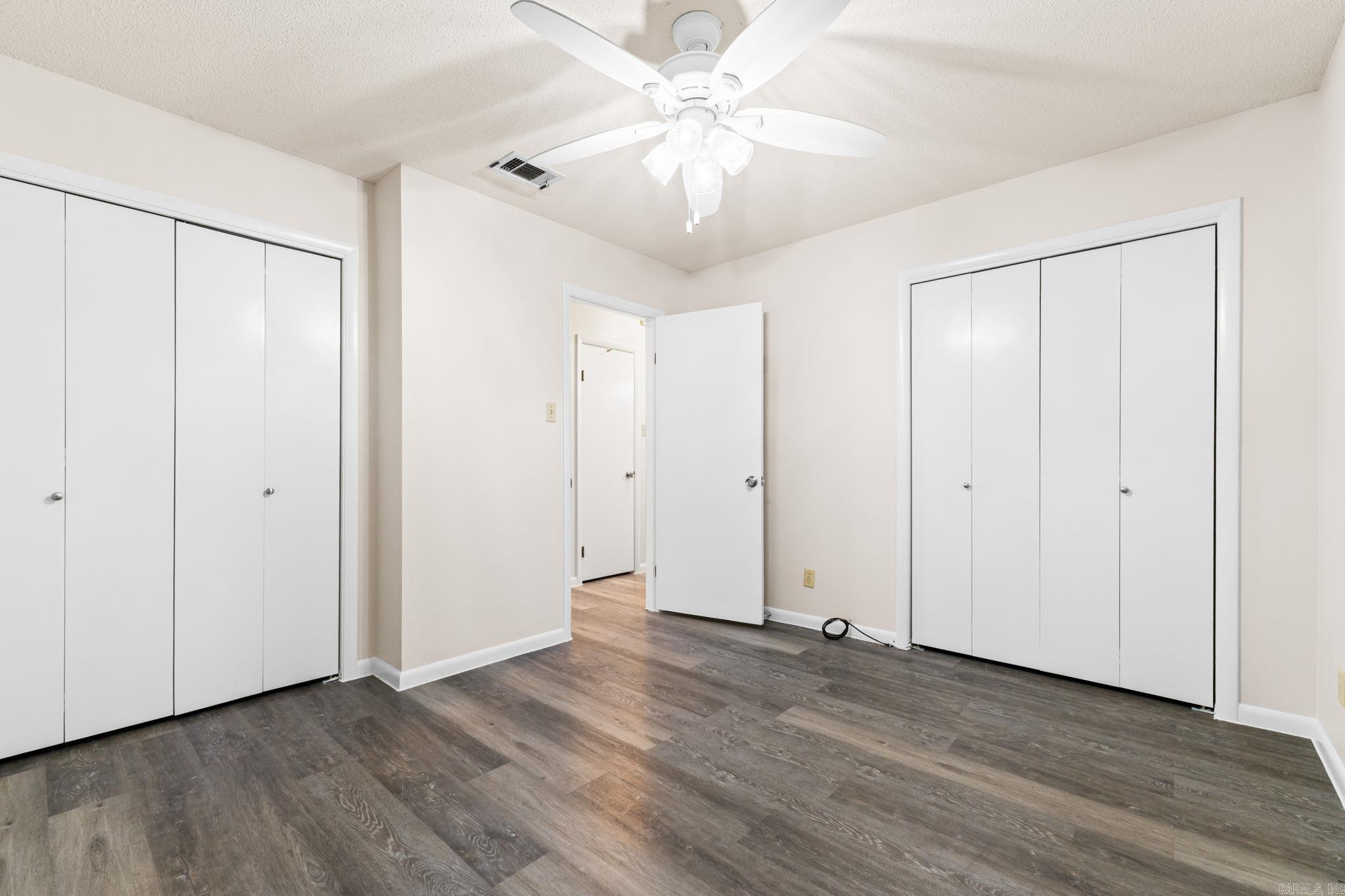 INDIAN HILLS - Residential
