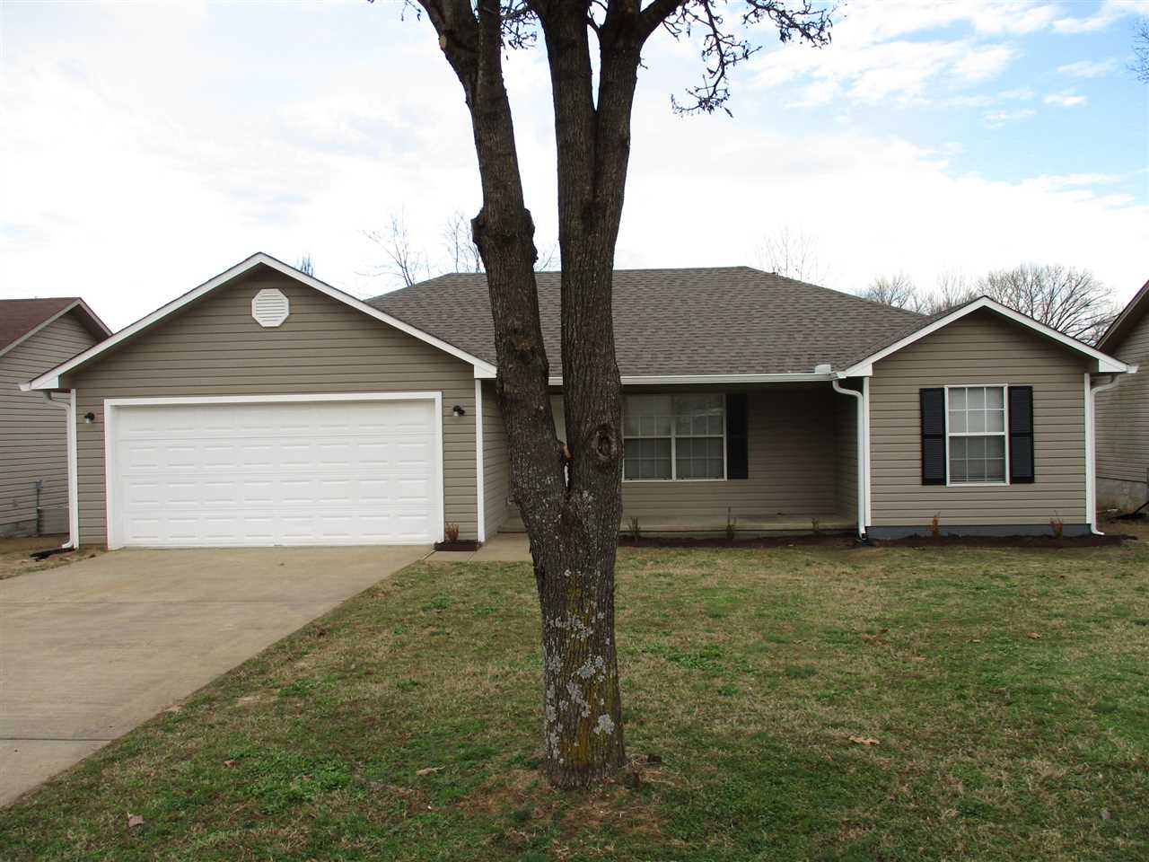 This beautiful 3bd-2ba-2ga home in Cabot has been completely renovated! The home has new paint on the interior-exterior and updated landscaping providing a welcoming curb-appeal.  Your new home features gorgeous flooring throughout the home. We have updated the AC system and water heater to insure you are comfortable in the heat of the summer and provide efficiency.  Your new kitchen has refinished white cabinets with new modern countertops.