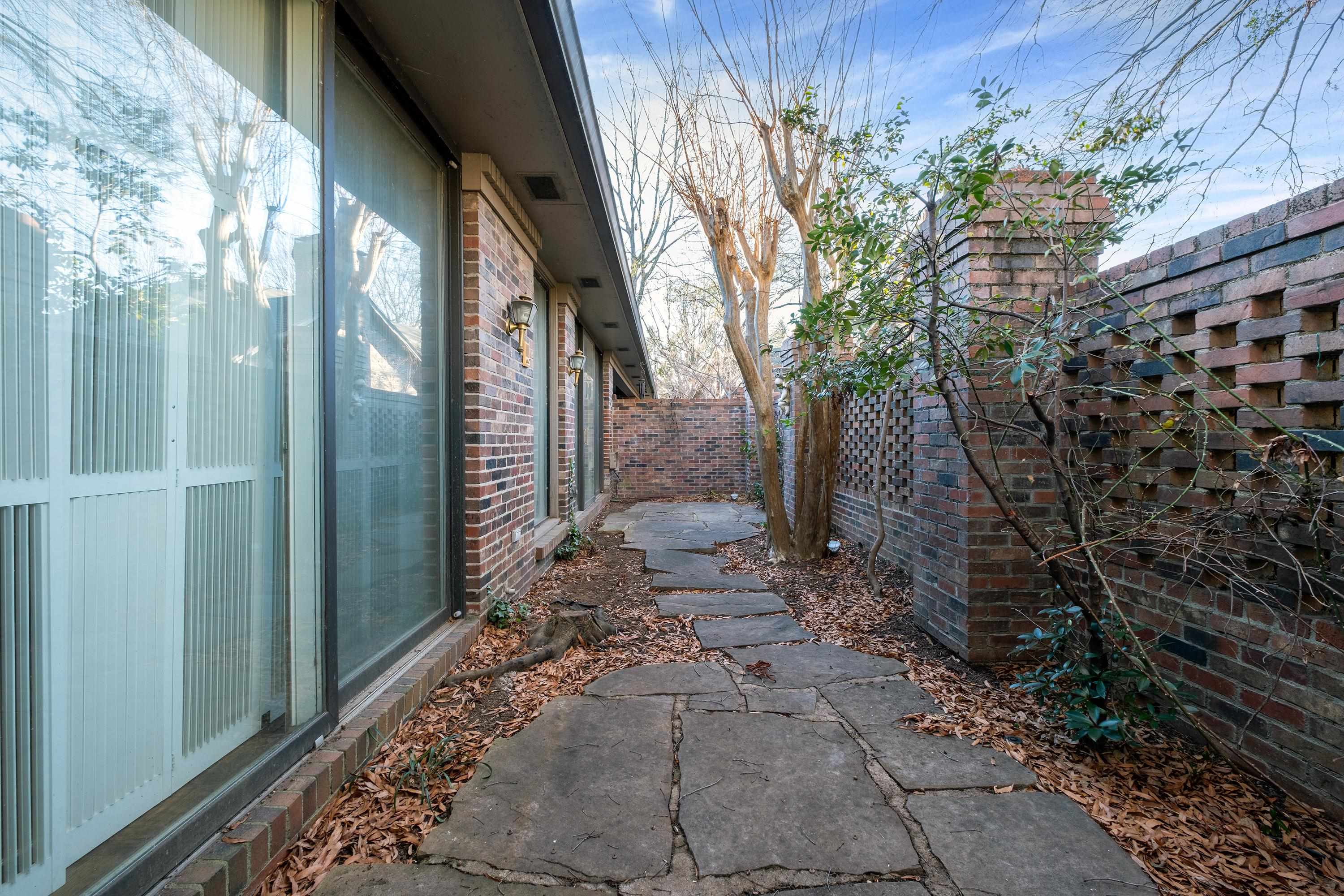 RIVERBEND HPR - Residential