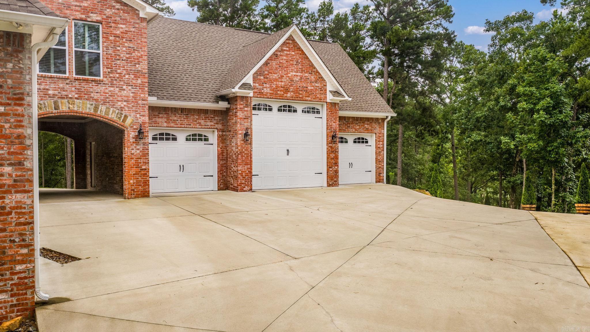 NORTH VIEW ESTATES - Residential
