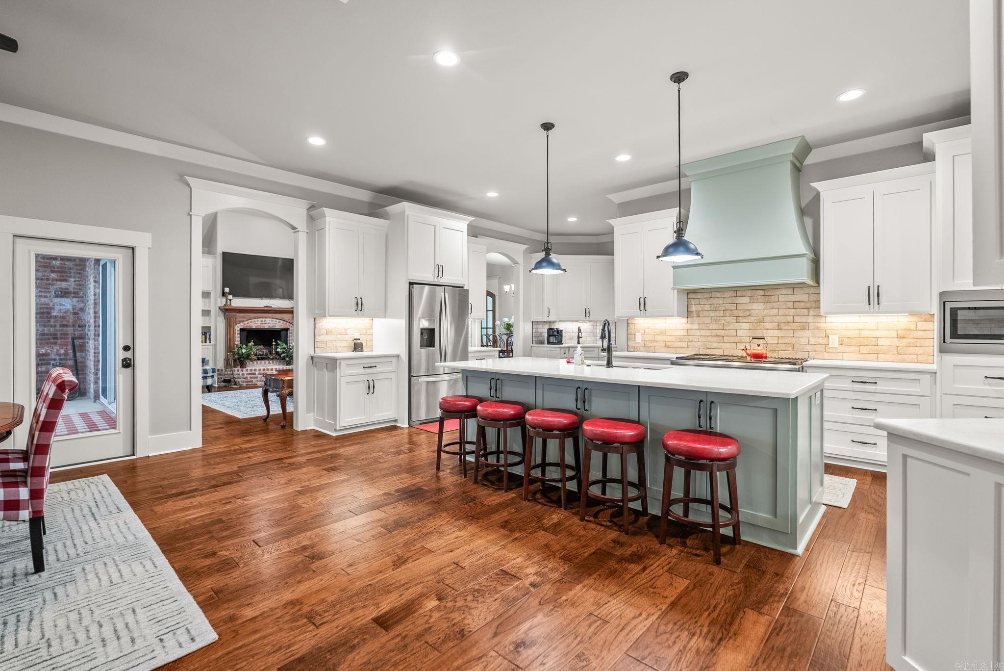 NORTH VIEW ESTATES - Residential
