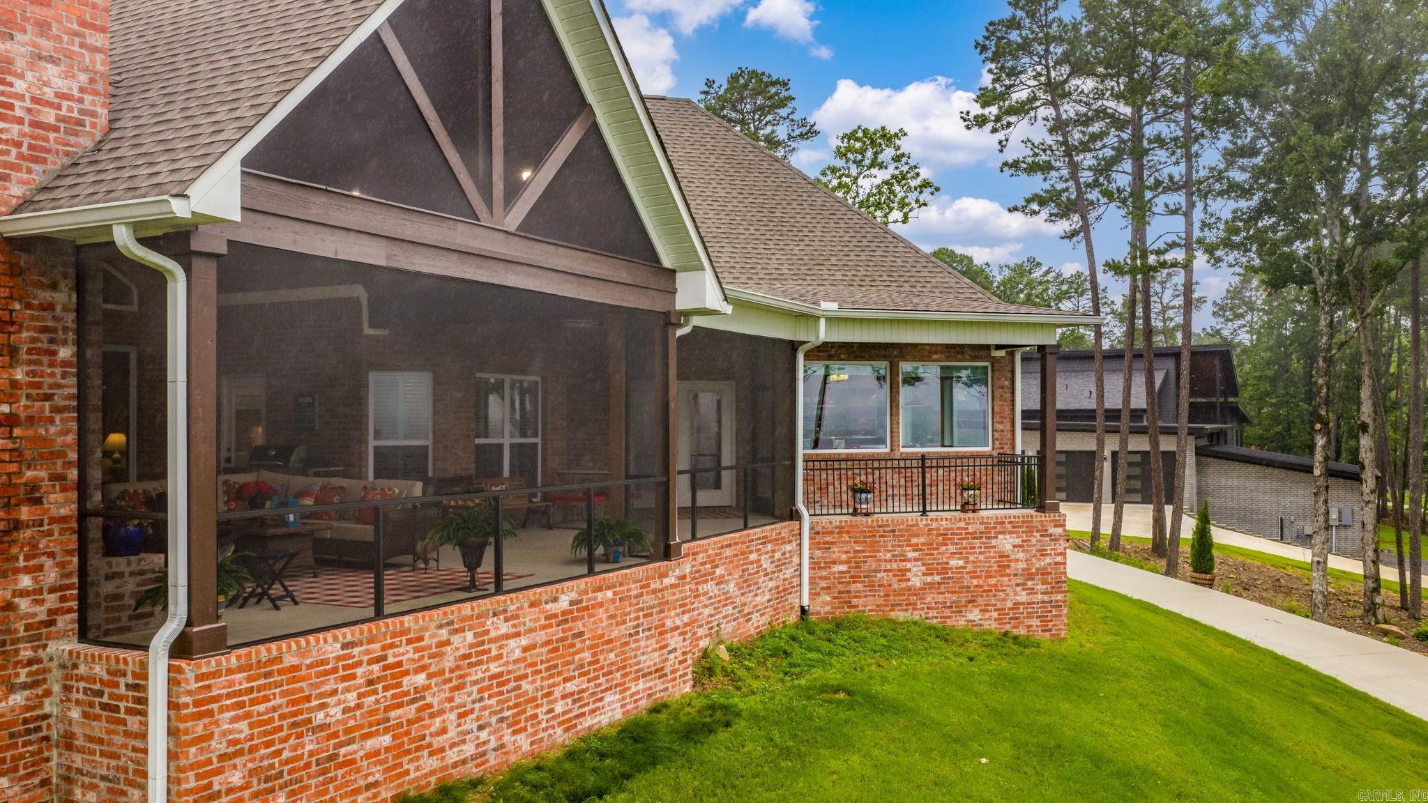 NORTH VIEW ESTATES - Residential