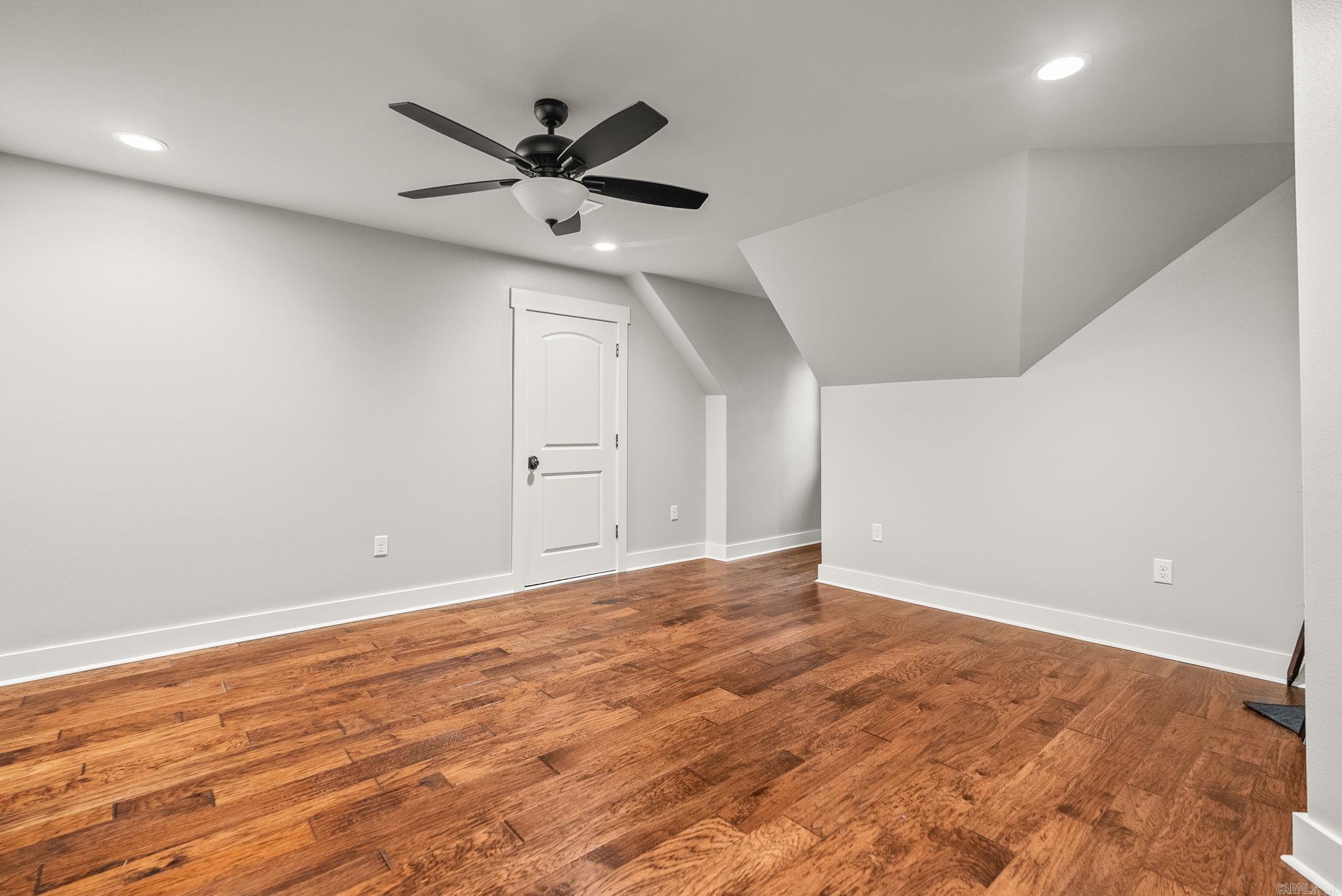 NORTH VIEW ESTATES - Residential