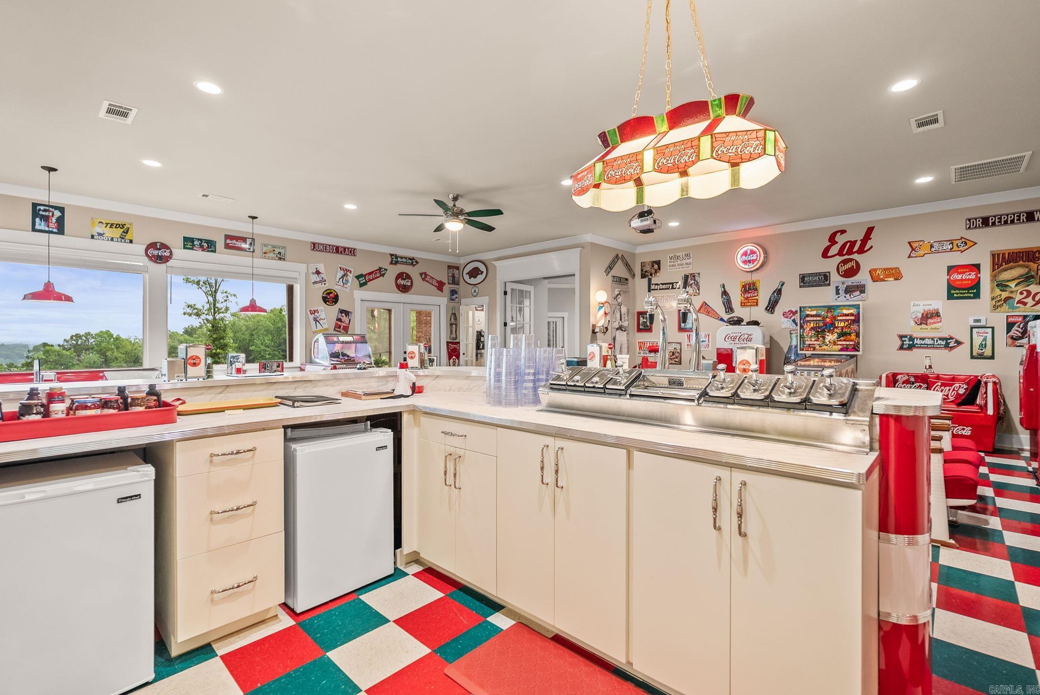 NORTH VIEW ESTATES - Residential