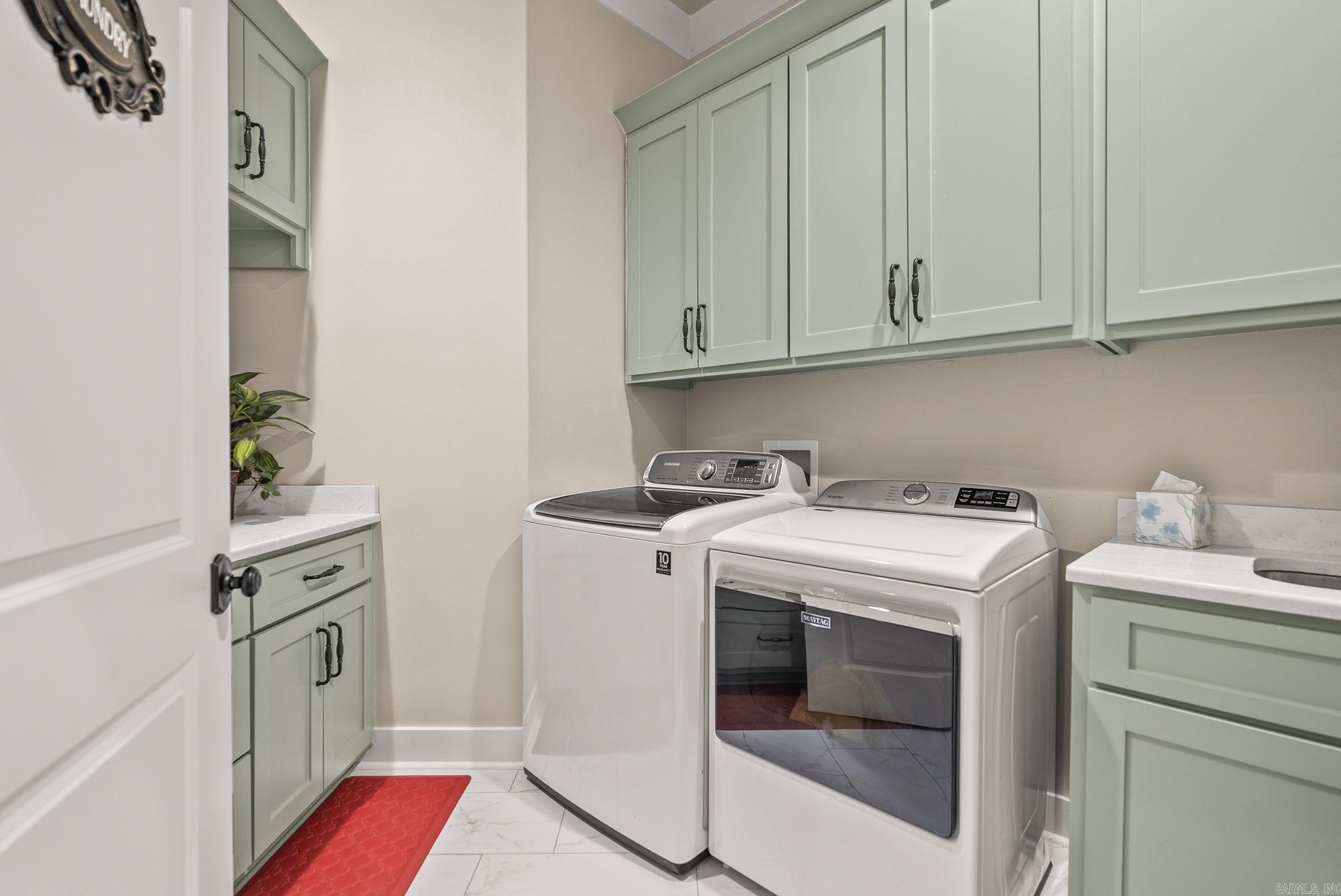 NORTH VIEW ESTATES - Residential