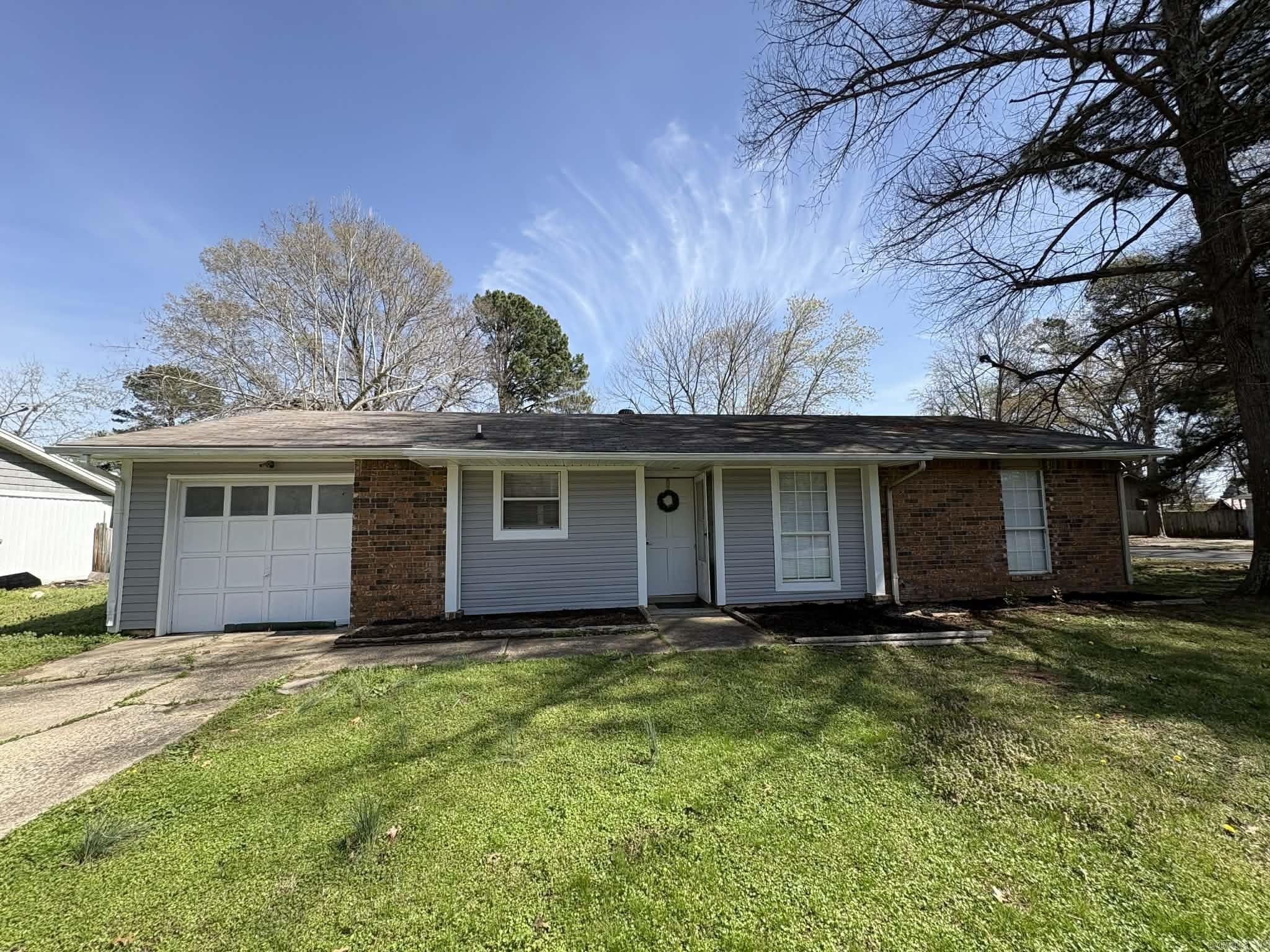 MEADOWLARK - Residential