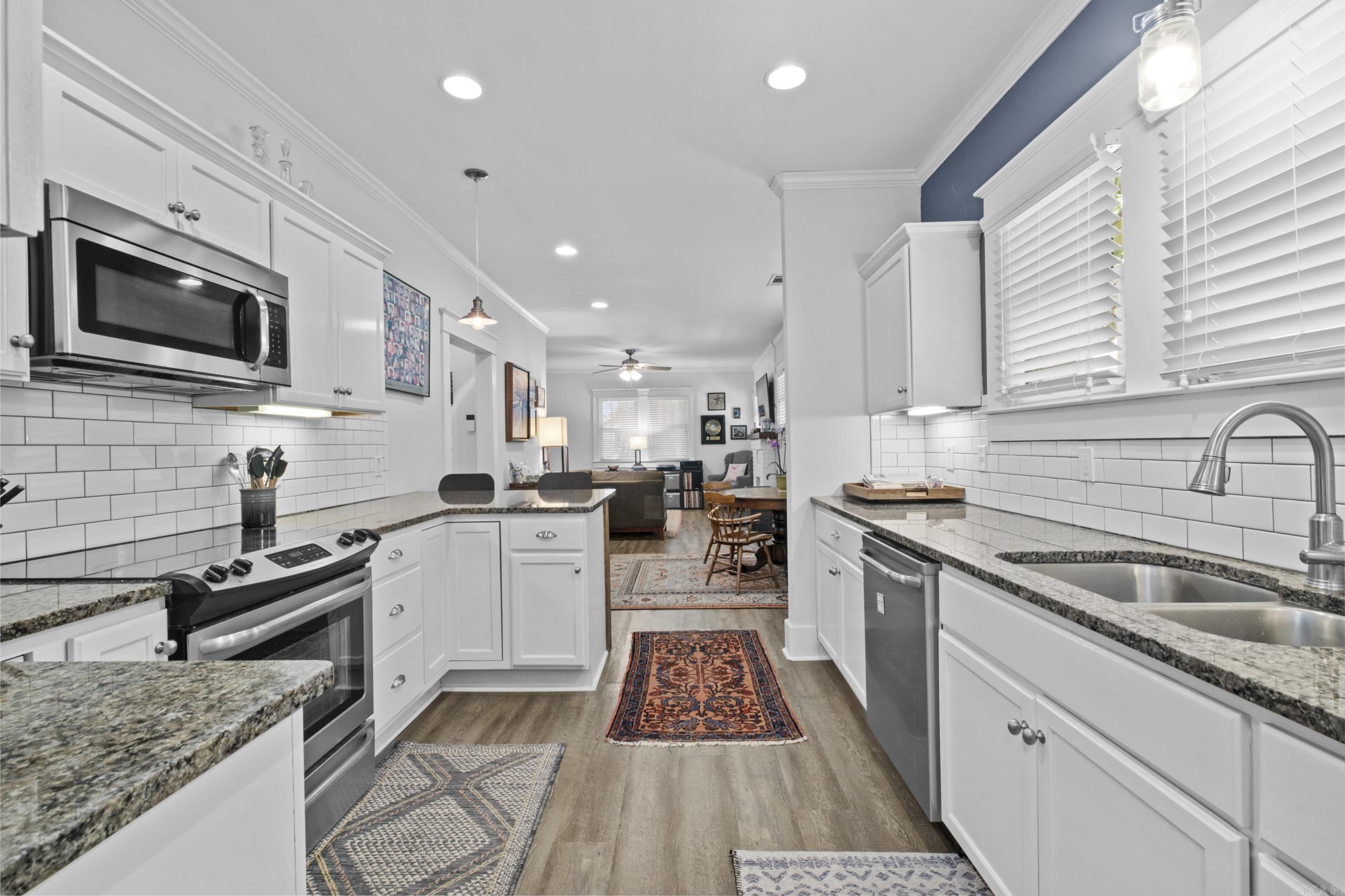 MELROSE PLACE ADDN - Residential
