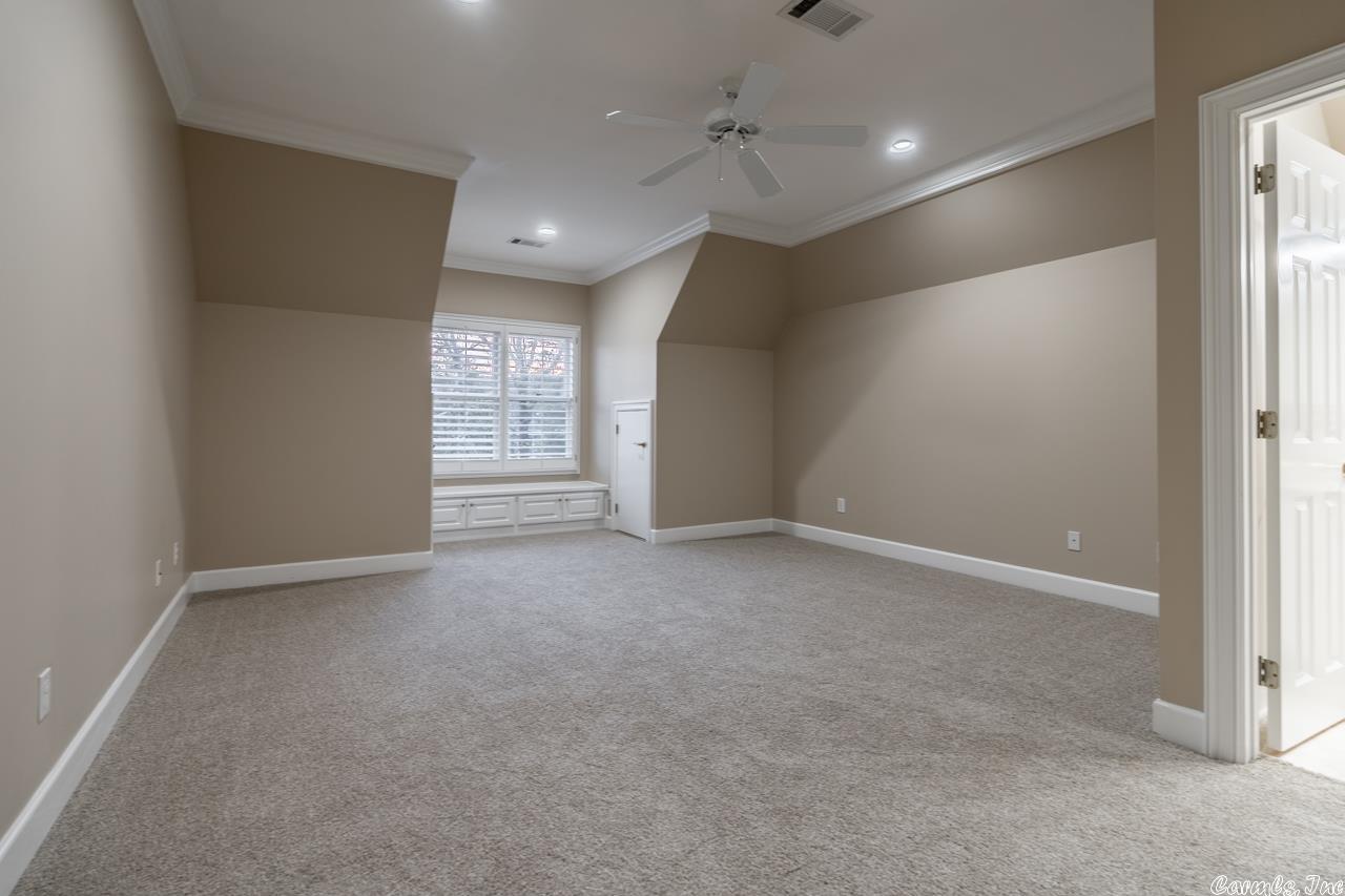 VALLEY FALLS ESTATES - Residential