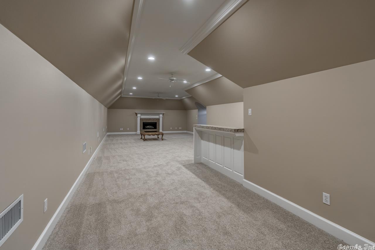 VALLEY FALLS ESTATES - Residential
