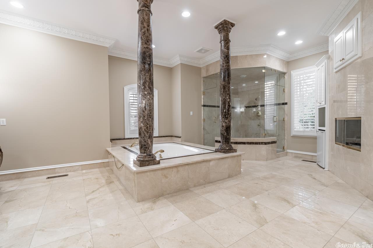 VALLEY FALLS ESTATES - Residential