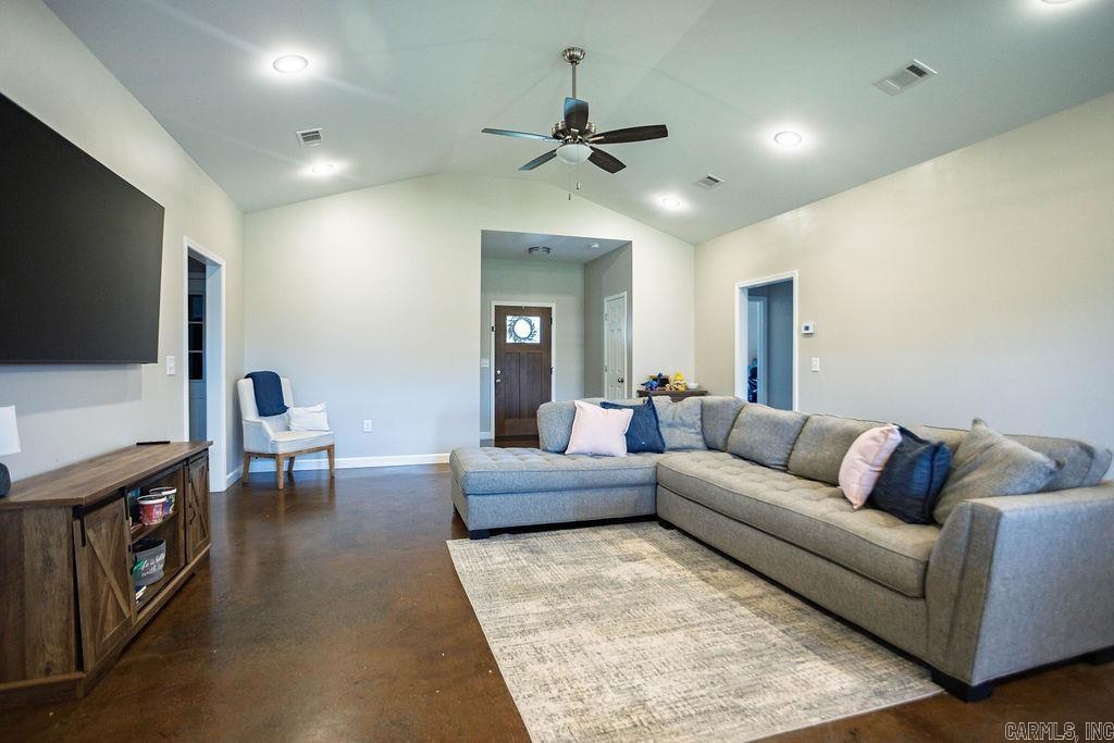 BUFFALO CREEK ESTATES - Residential