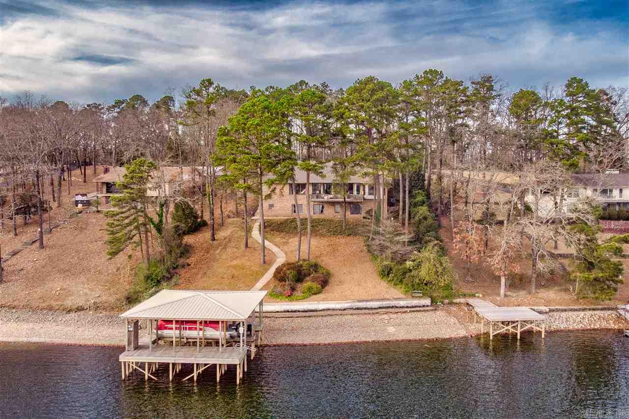 QUINNS LAKE PARK - Residential