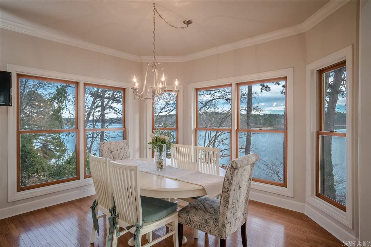QUINNS LAKE PARK - Residential