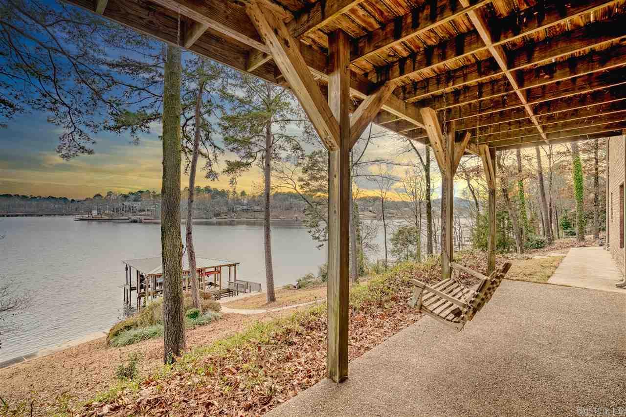 QUINNS LAKE PARK - Residential