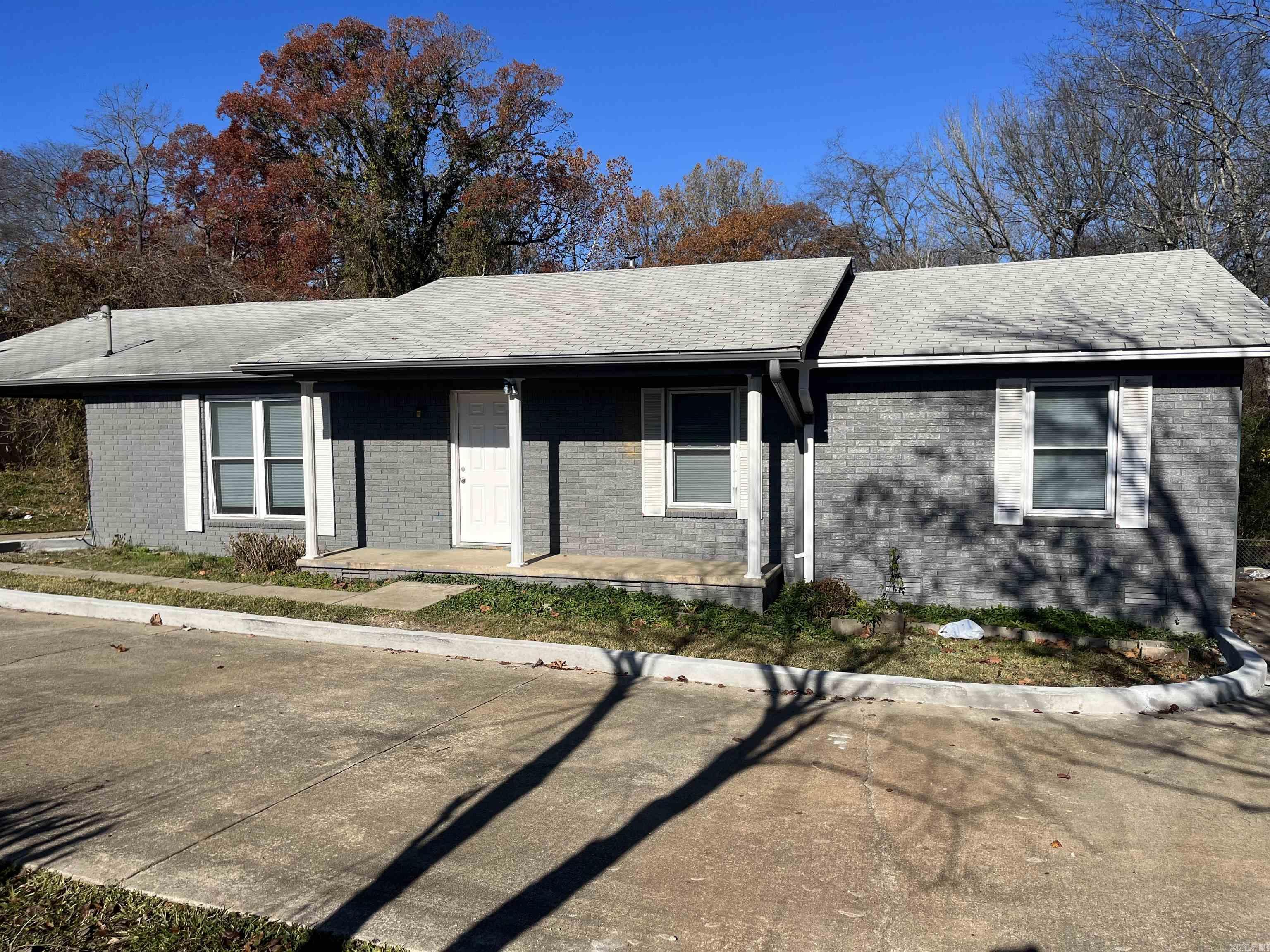Large remodeled home on fully fenced .34 acres. This property has 4 bedrooms, 3 bathrooms, 2 separate living spaces along with a bonus room which could be a 5th bedroom. New HVAC, new fridge, electric range, new paint and flooring throughout. Prime location near shopping, restaurants interstate access.