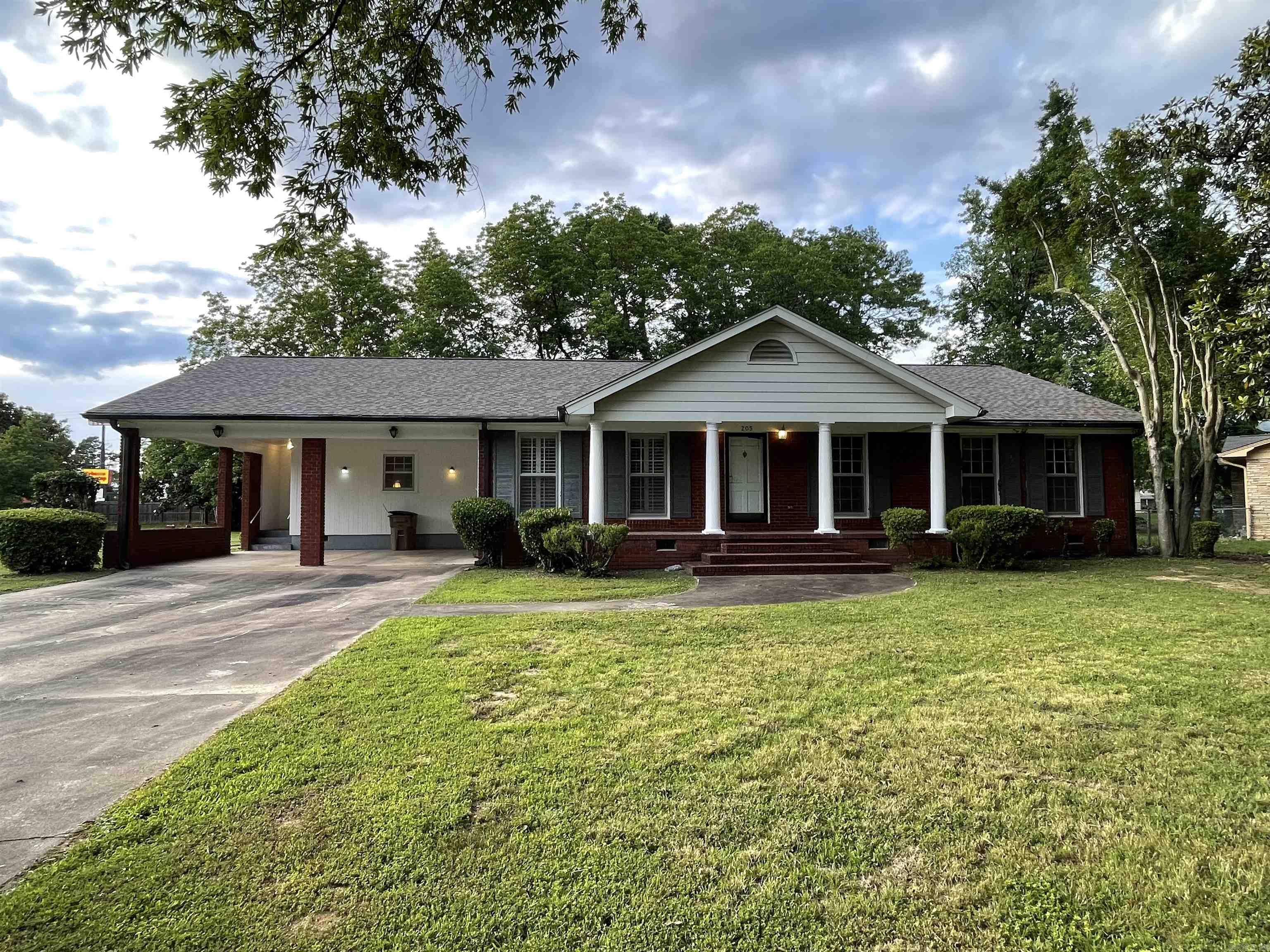 Due to no fault of the seller, this lovely home is back on the market.  Call today to see this home. Make your dream a reality with a stunning colonial style home, perfectly positioned in the desirable Washington Heights subdivision. Enjoy the serenity of a shaded lot but just moments away from every convenience. This one owner home has been fastidiously cared for, visible in the recent roof installation (April 2024) for an HVAC upgrade (2022) The interior and exterior boast fresh paint, lending a refreshed look.  Forrest City strategically situated between Little Rock and Memphis boast a diverse community supported by notable businesses like Boars Head Provisions,   Airtherm Products, Inc. and Forrest City Medical Center. With its prime location in thriving industry  Forrest City is both a beautiful place to live and a smart investment.  Seller will offer $5,000 toward closing costs.