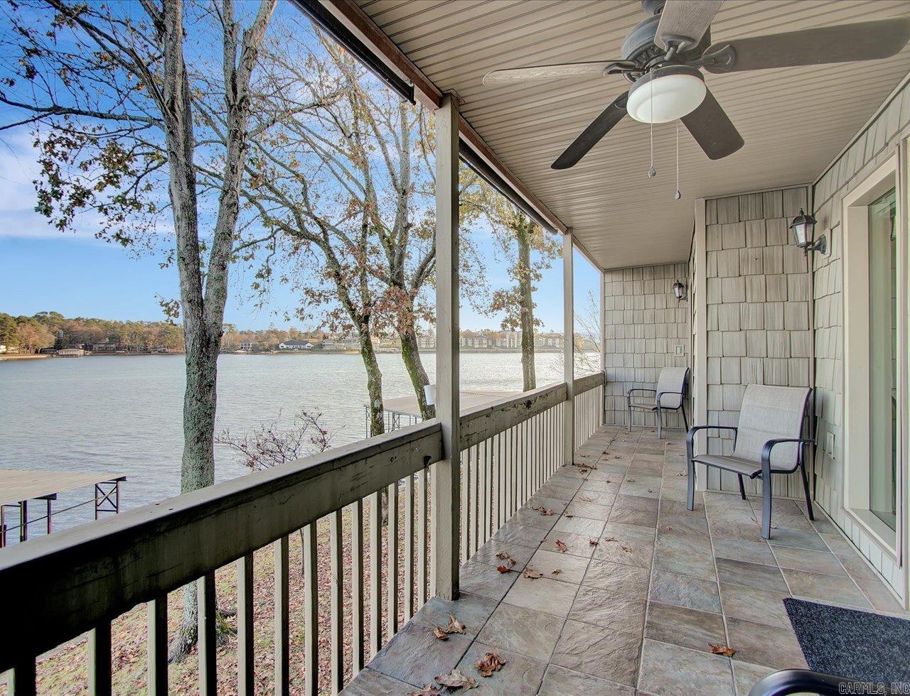 MOORINGS HPR - Residential