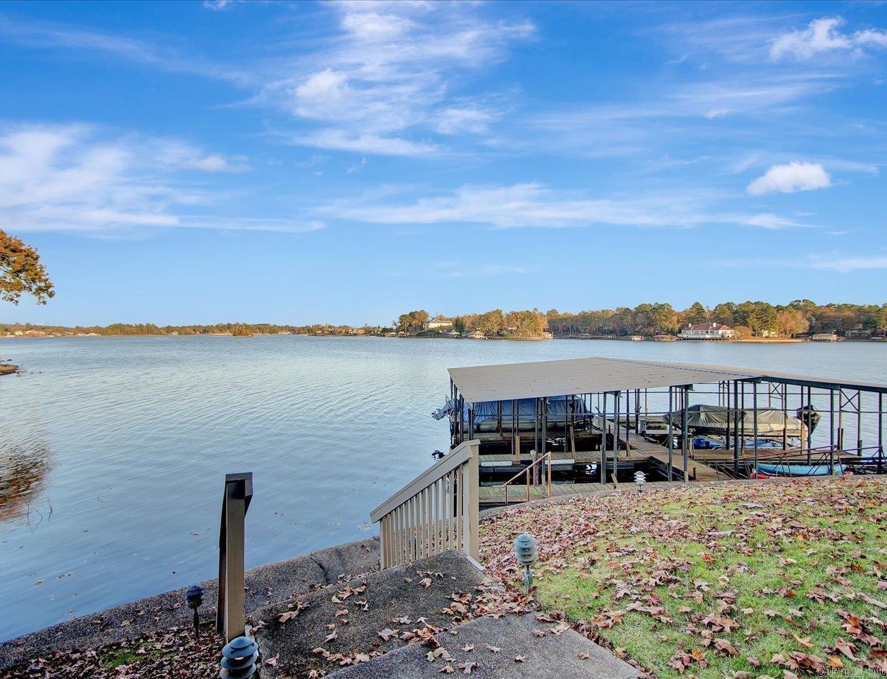 MOORINGS HPR - Residential