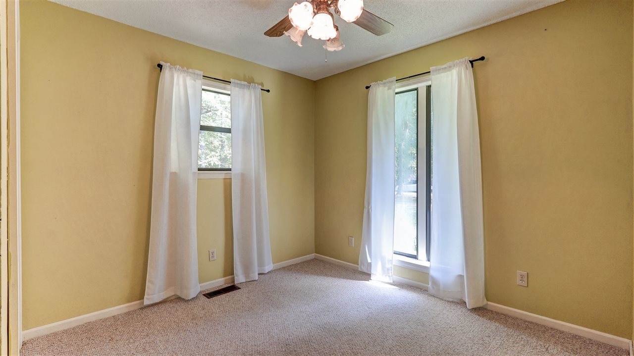 DIAMONDHEAD - Residential
