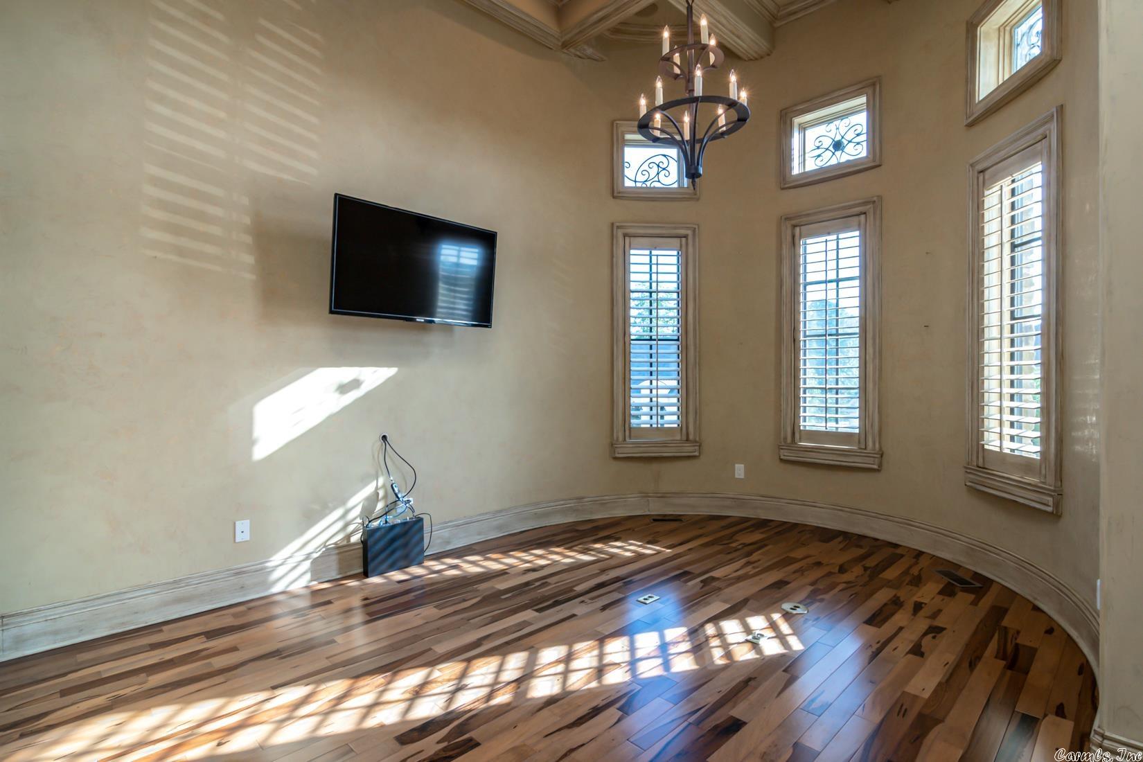 CHENAL VALLEY ORLE - Residential