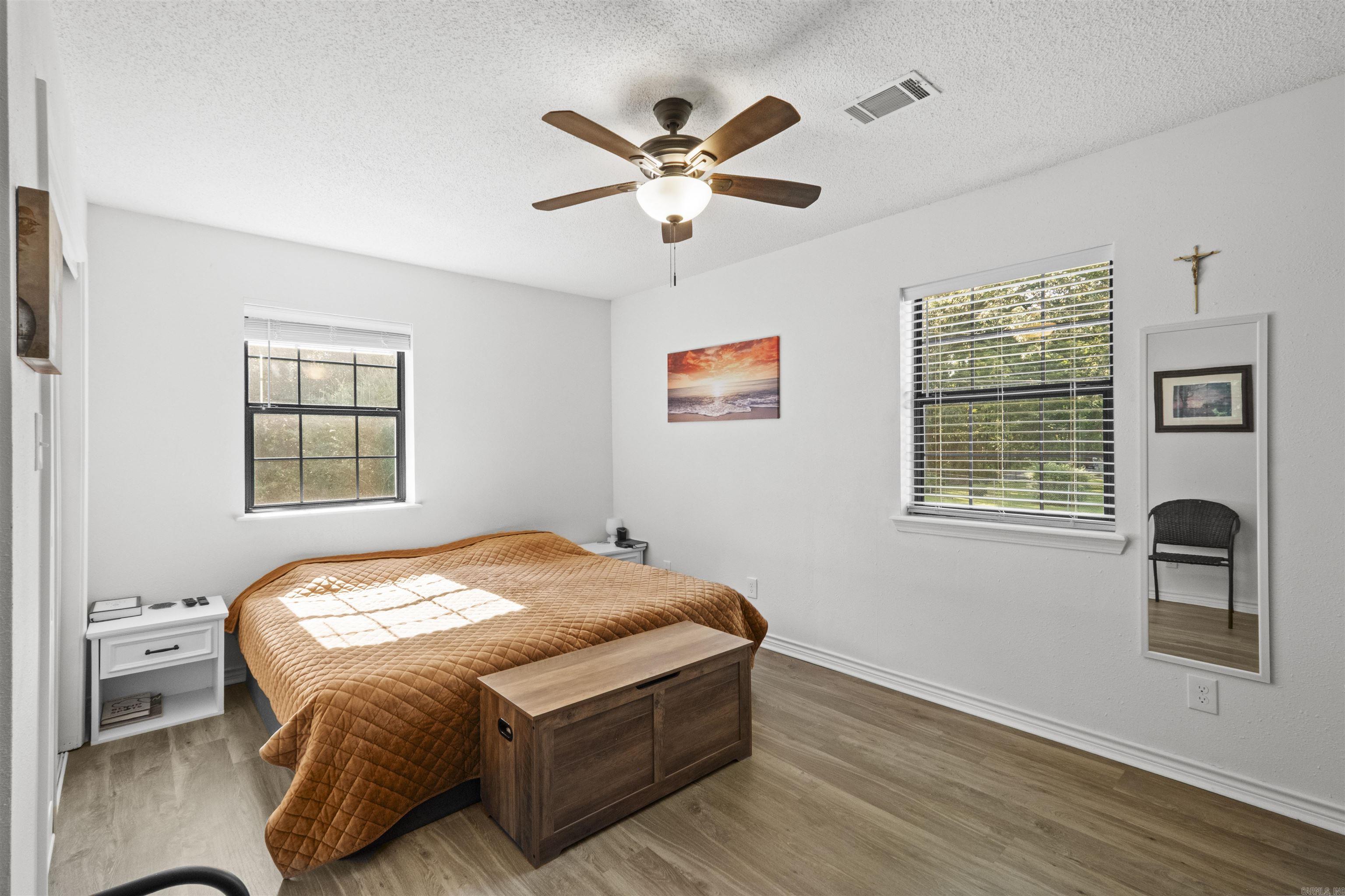 MARK LYNN TERRACE - Residential