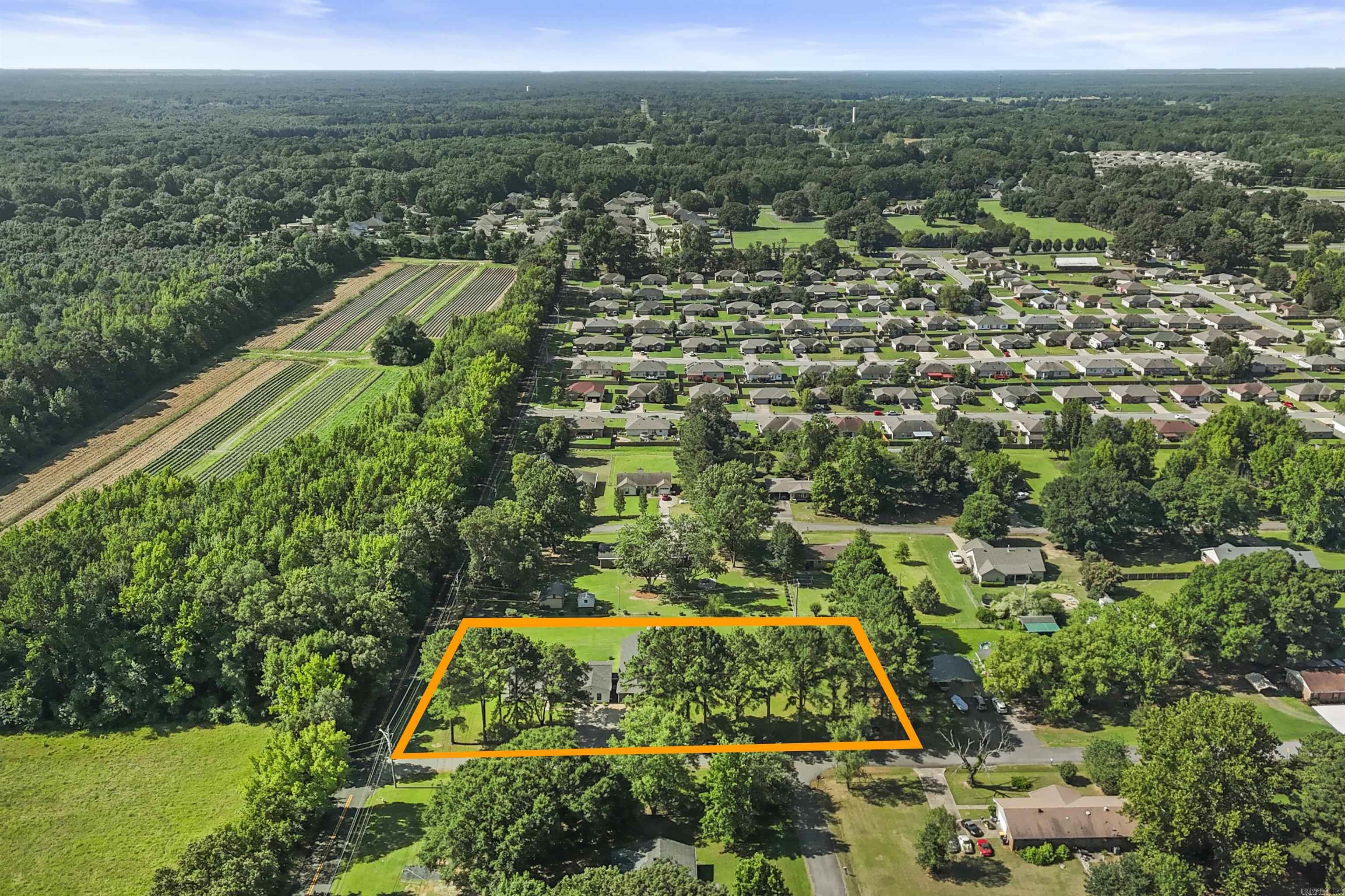 MARK LYNN TERRACE - Residential