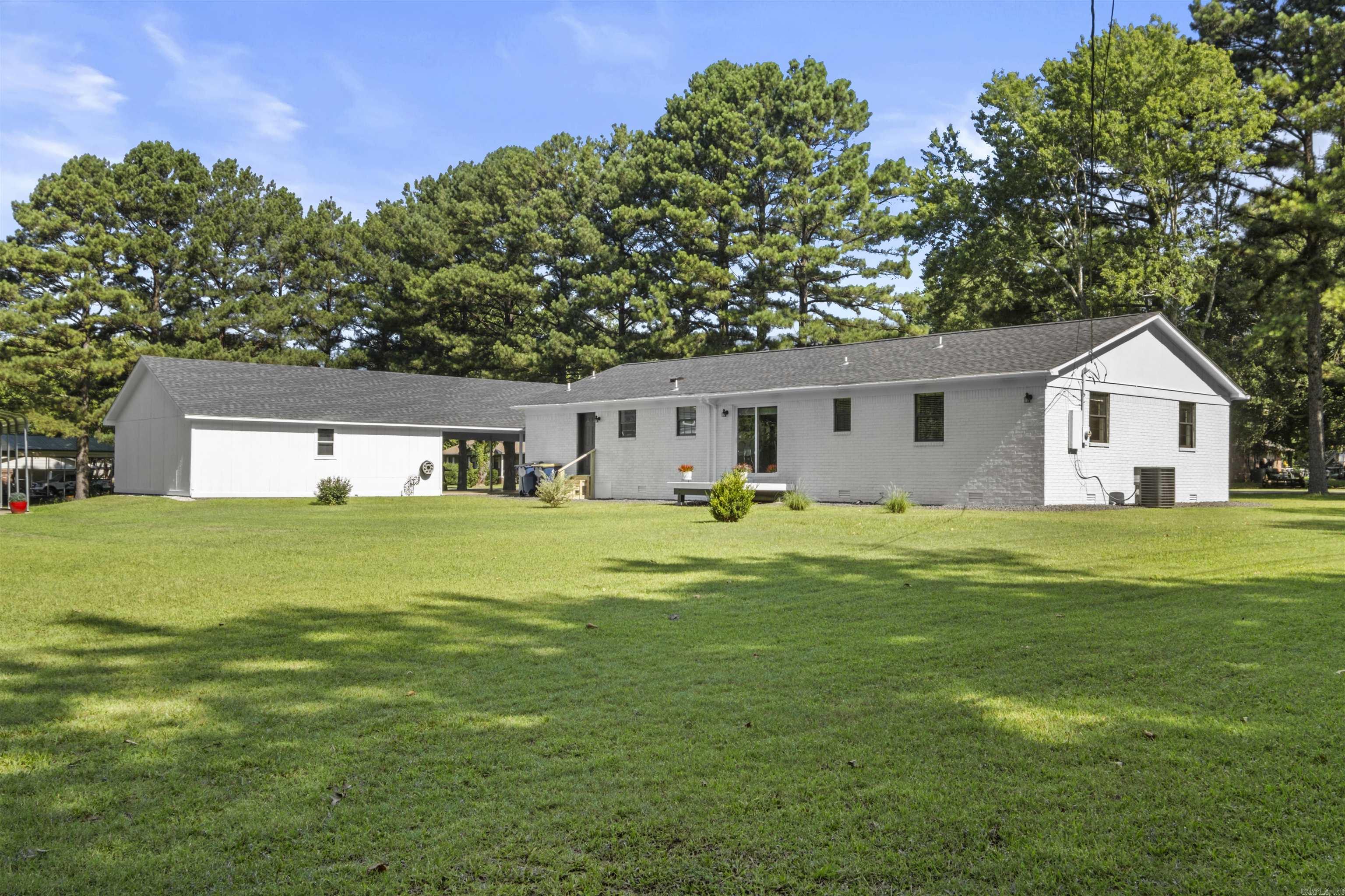 MARK LYNN TERRACE - Residential