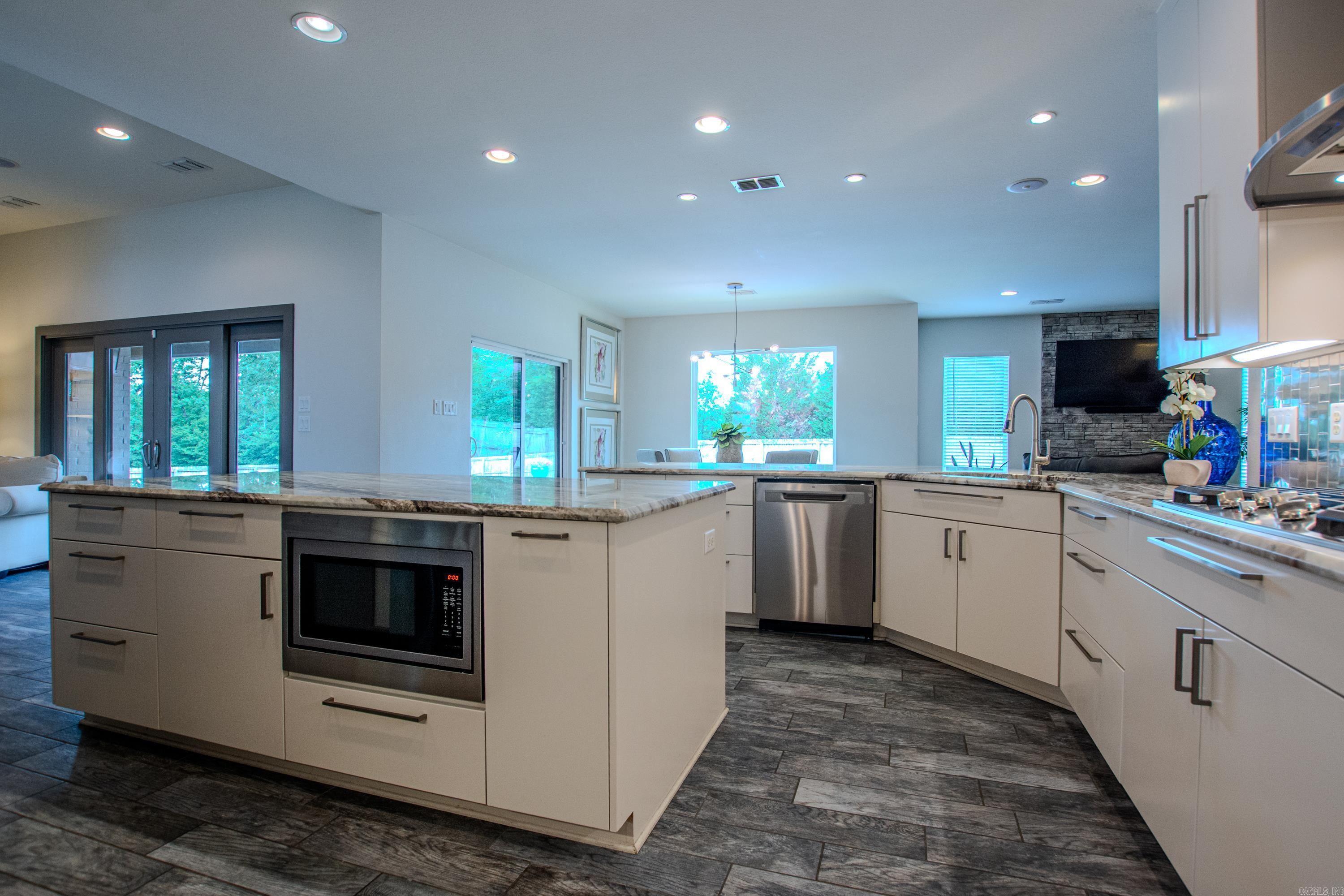 MAUMELLE VALLEY ESTATES - Residential