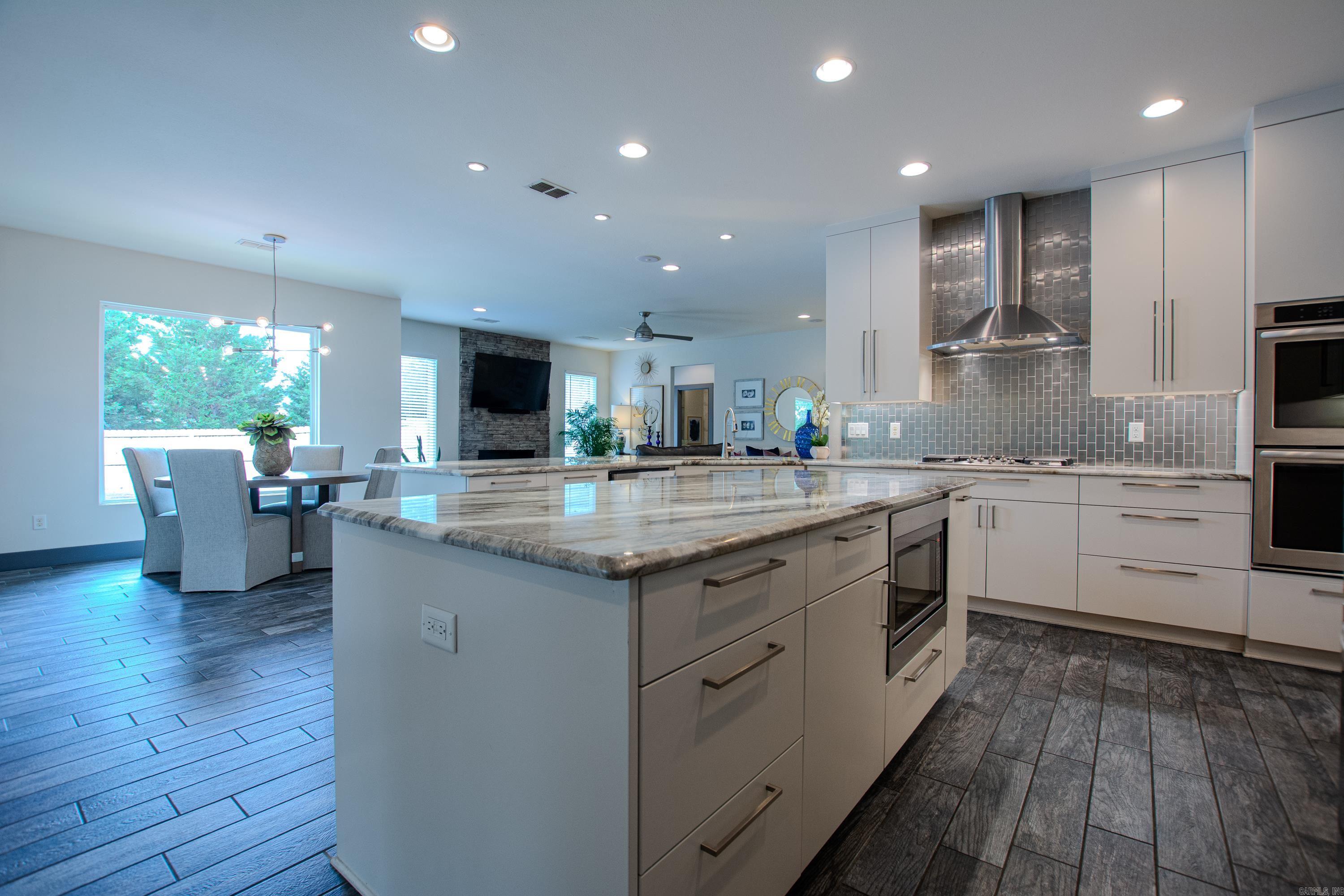 MAUMELLE VALLEY ESTATES - Residential