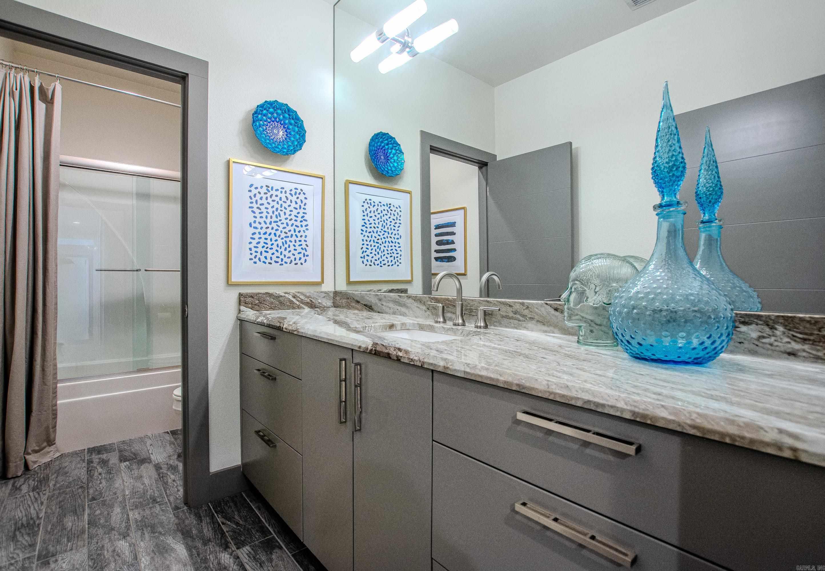 MAUMELLE VALLEY ESTATES - Residential