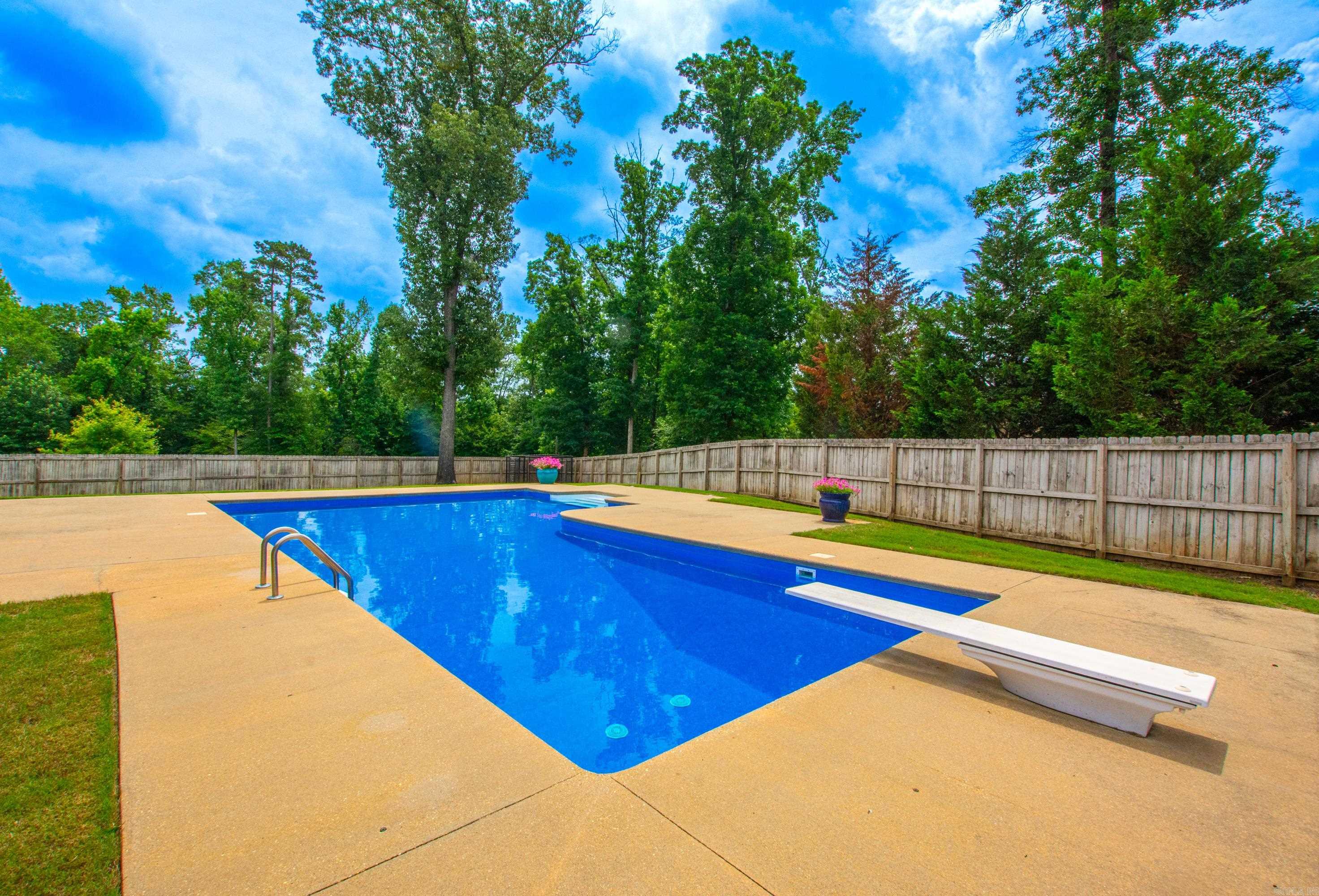 MAUMELLE VALLEY ESTATES - Residential