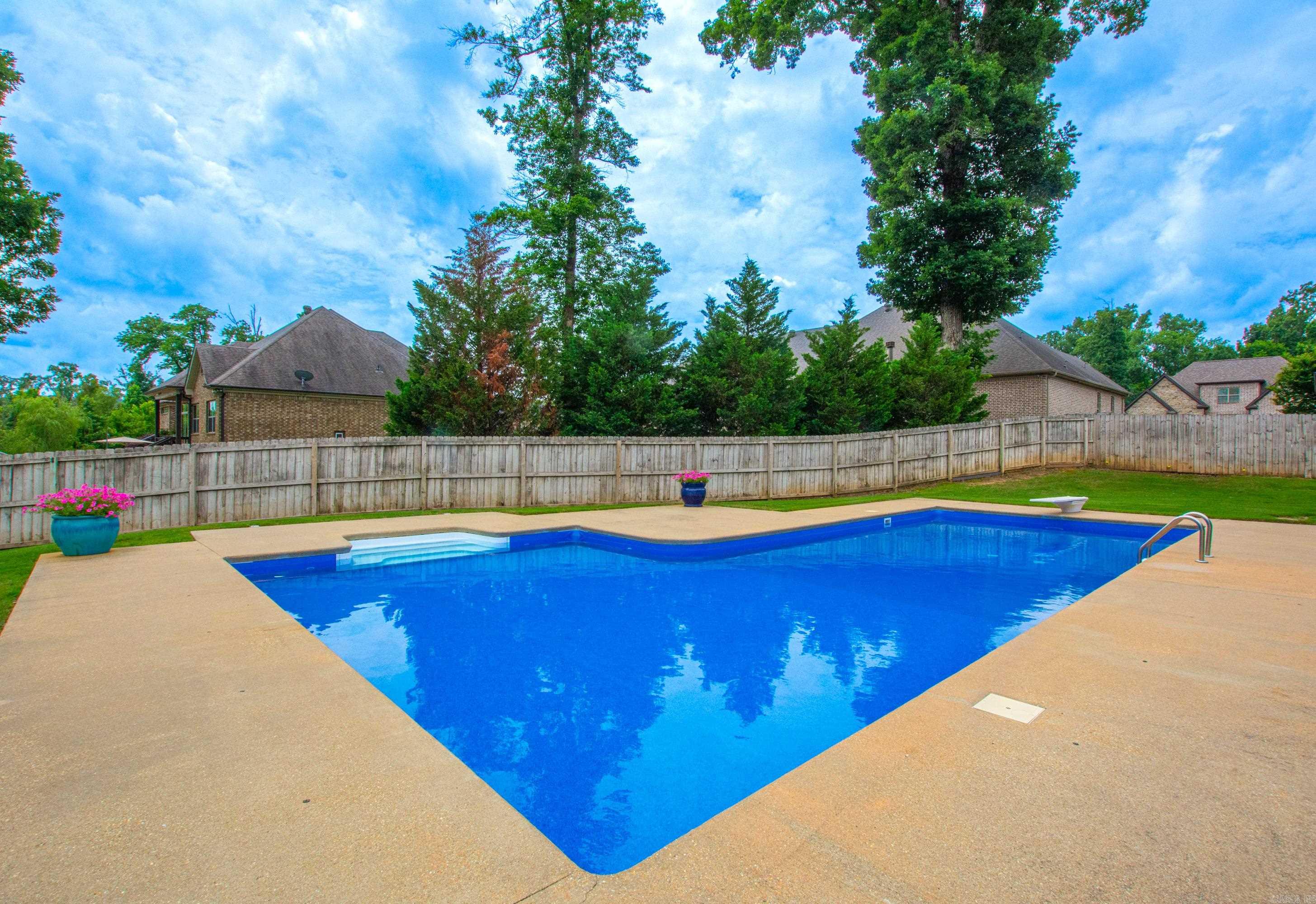MAUMELLE VALLEY ESTATES - Residential
