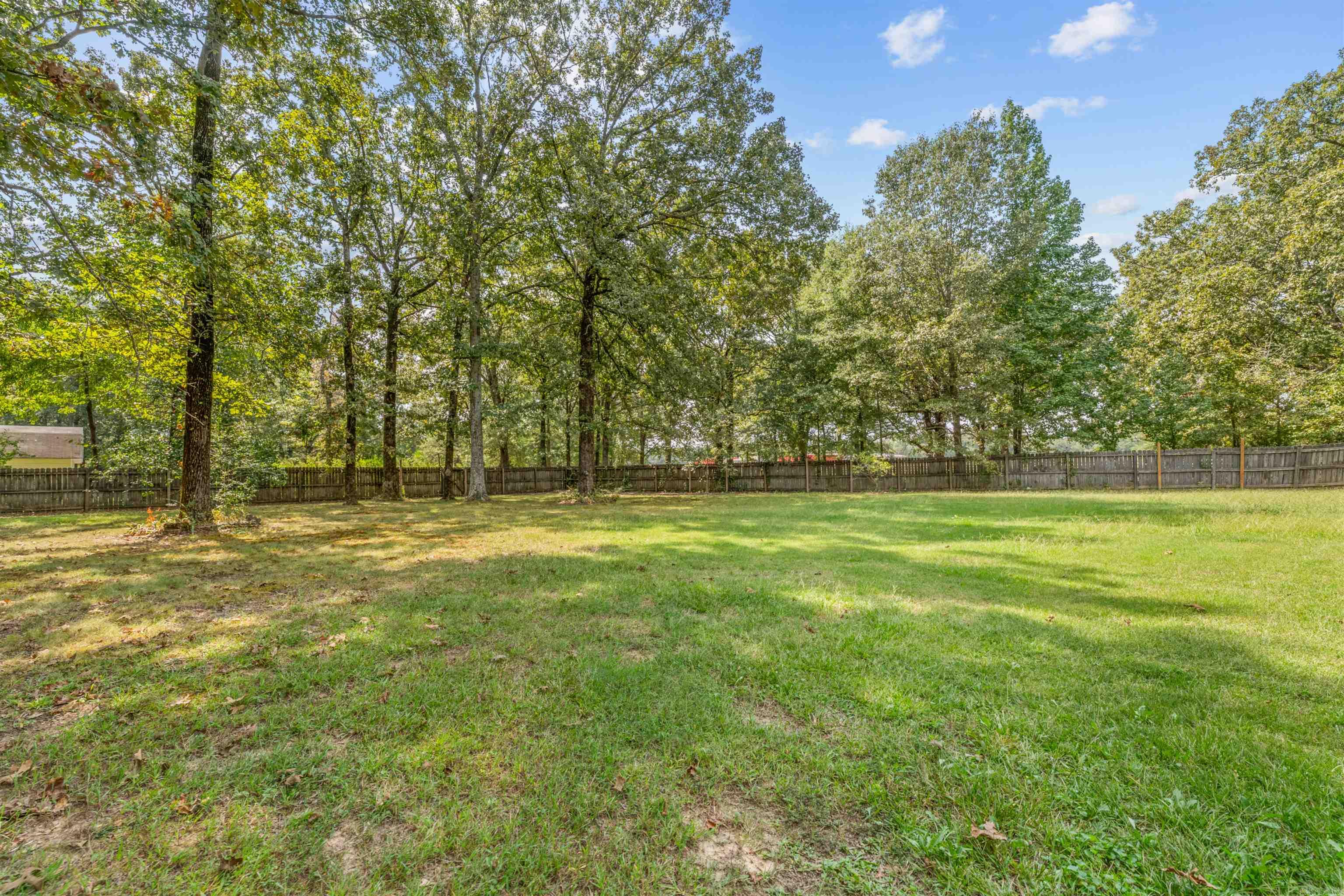 SILVER OAKS - Residential