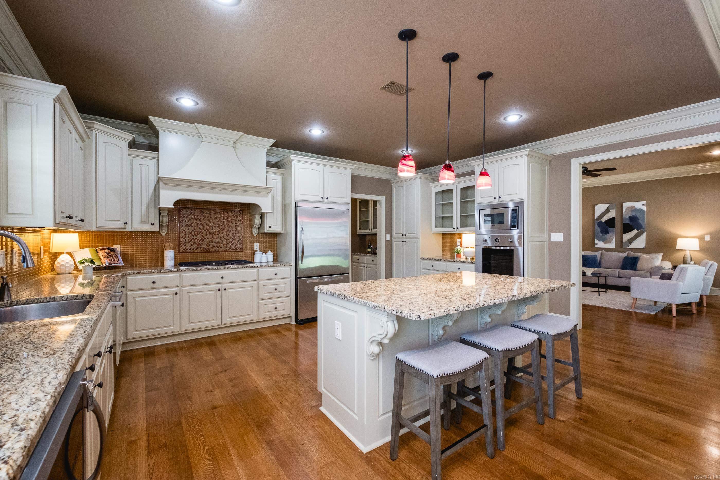 CHENAL VALLEY EPERNAY PLACE - Residential